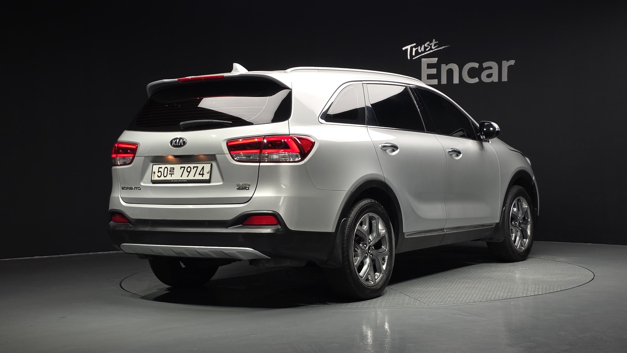 KIA SORENTO photo 2