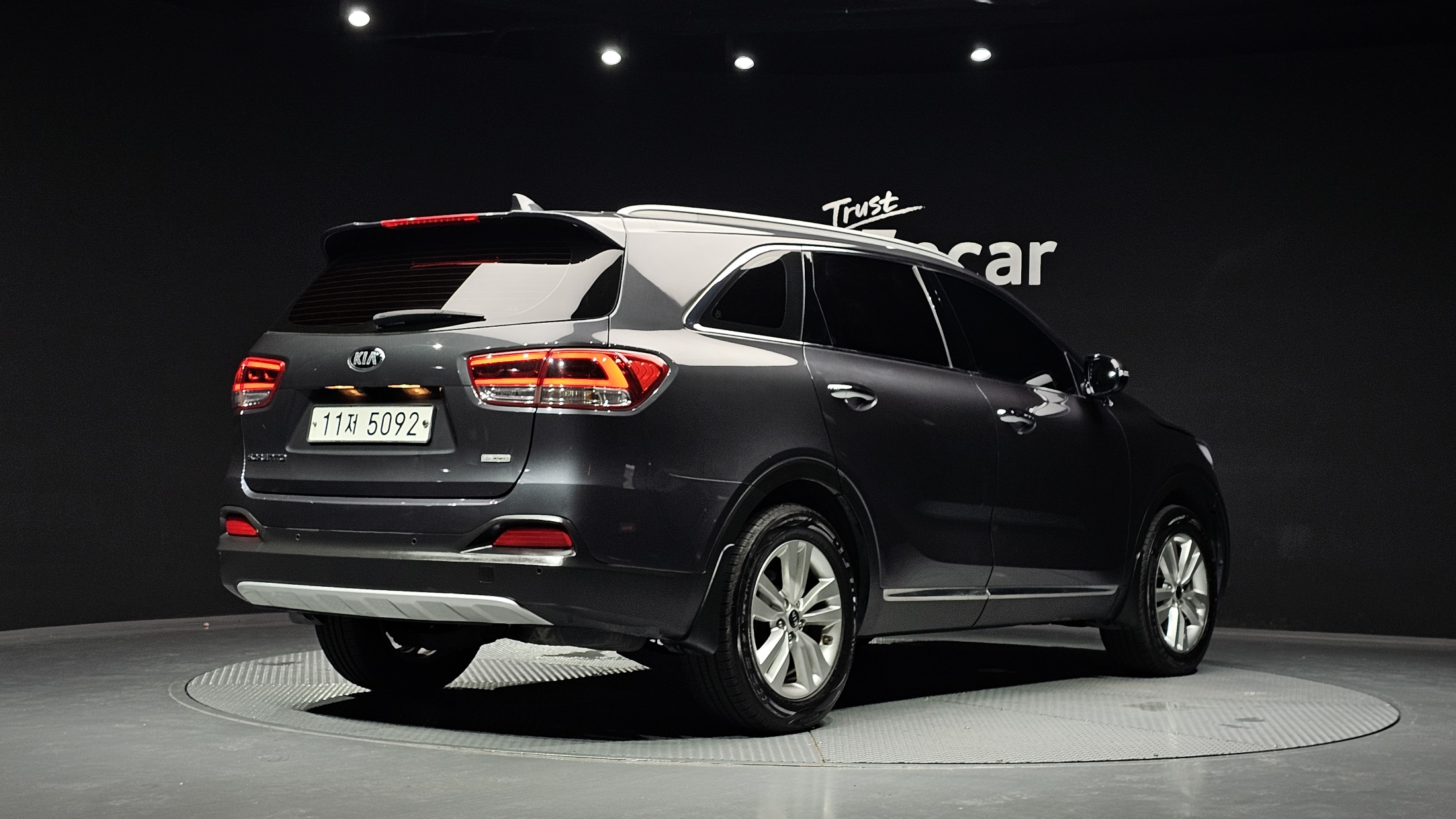 KIA SORENTO photo 2