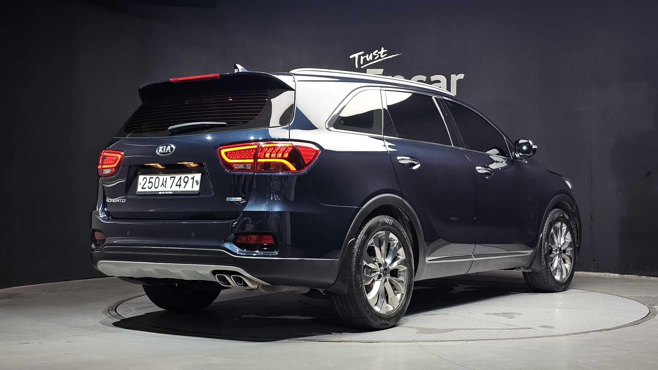 KIA SORENTO photo 2
