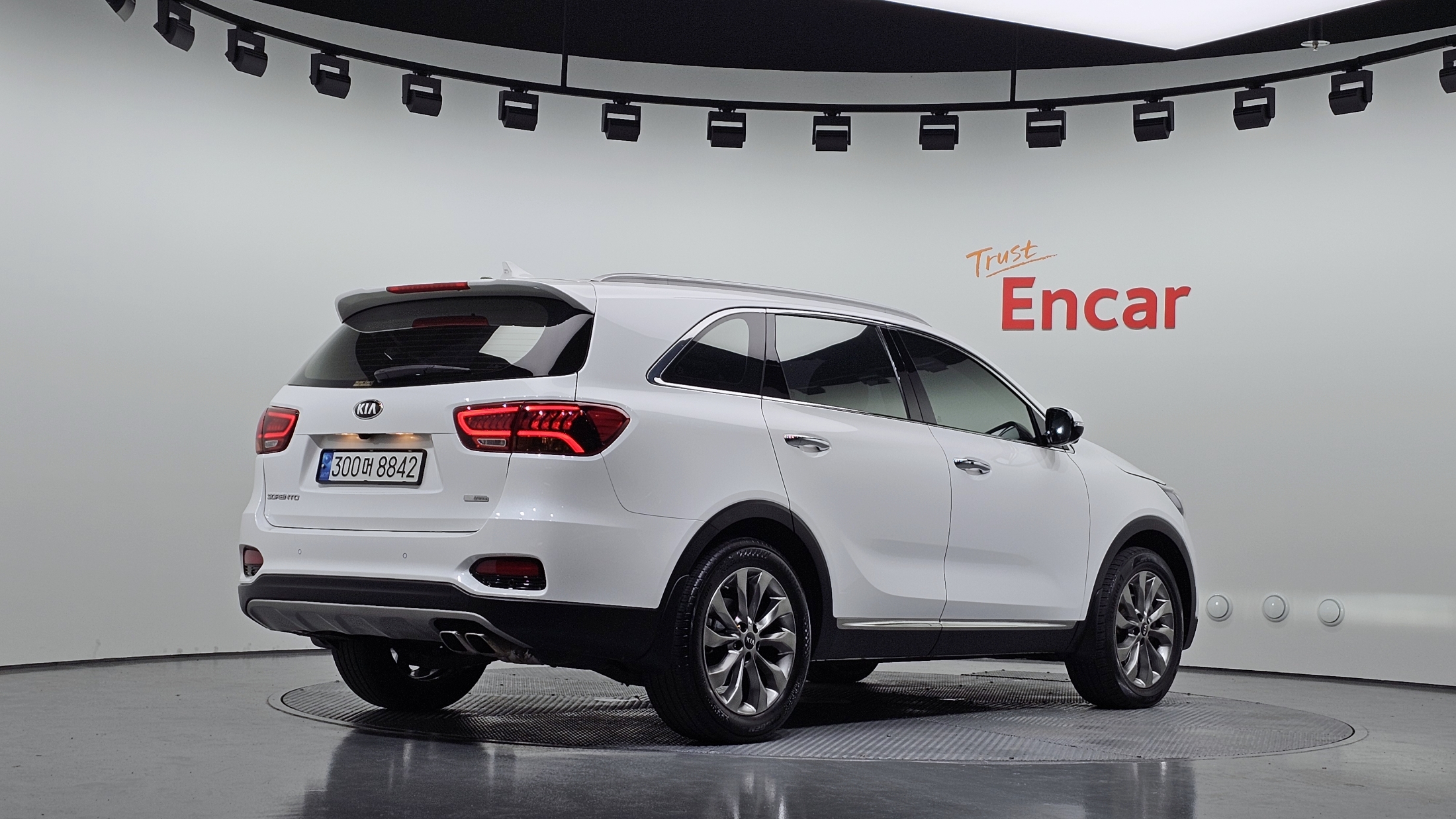 KIA SORENTO photo 2