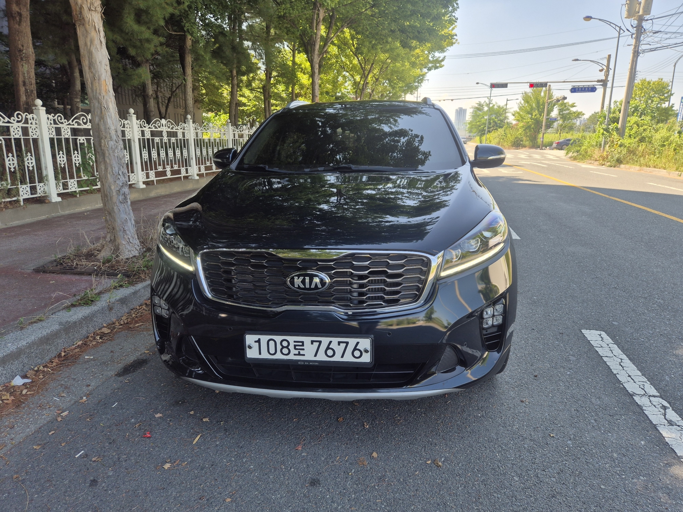 KIA SORENTO photo 2