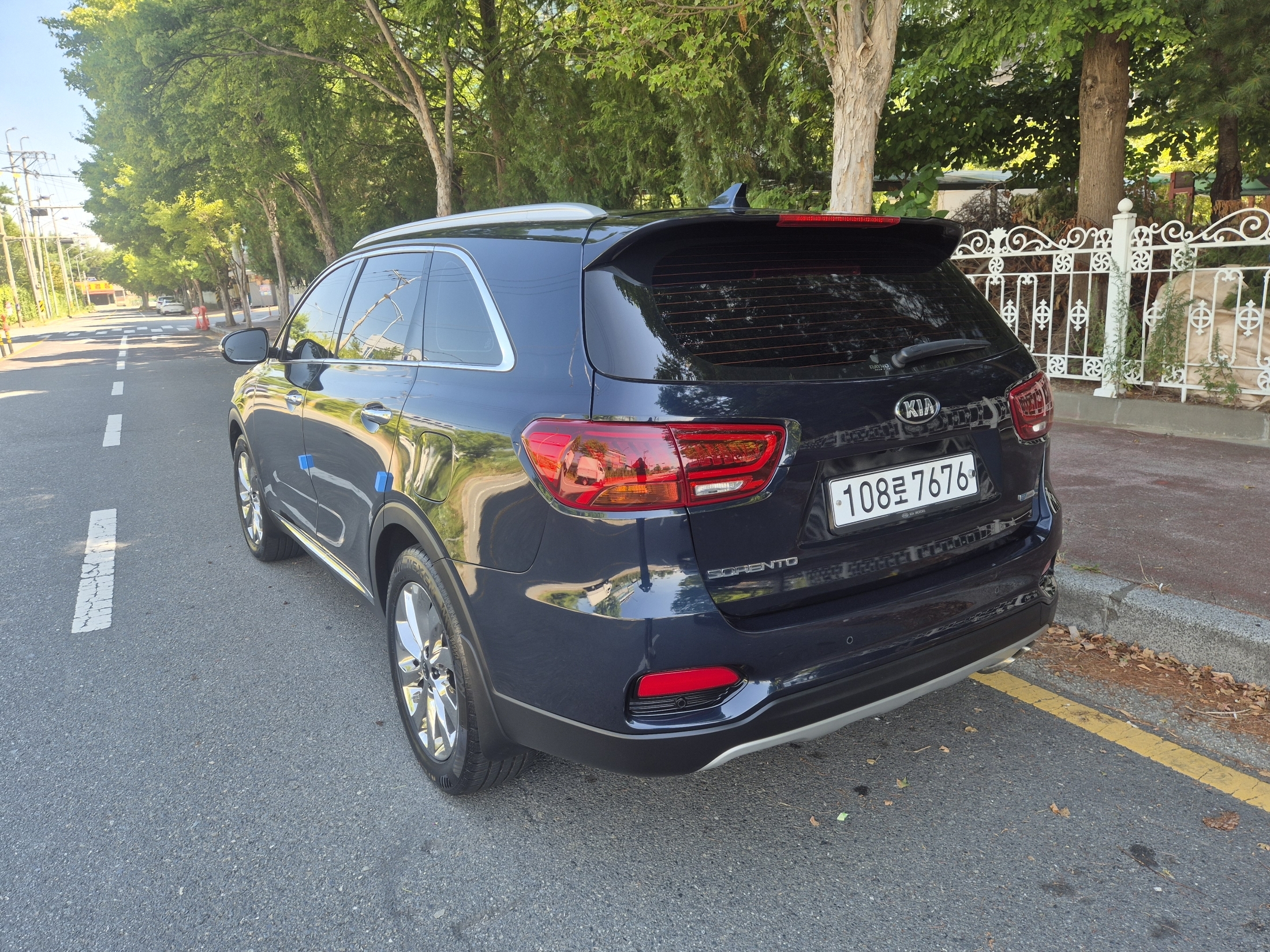 KIA SORENTO photo 3