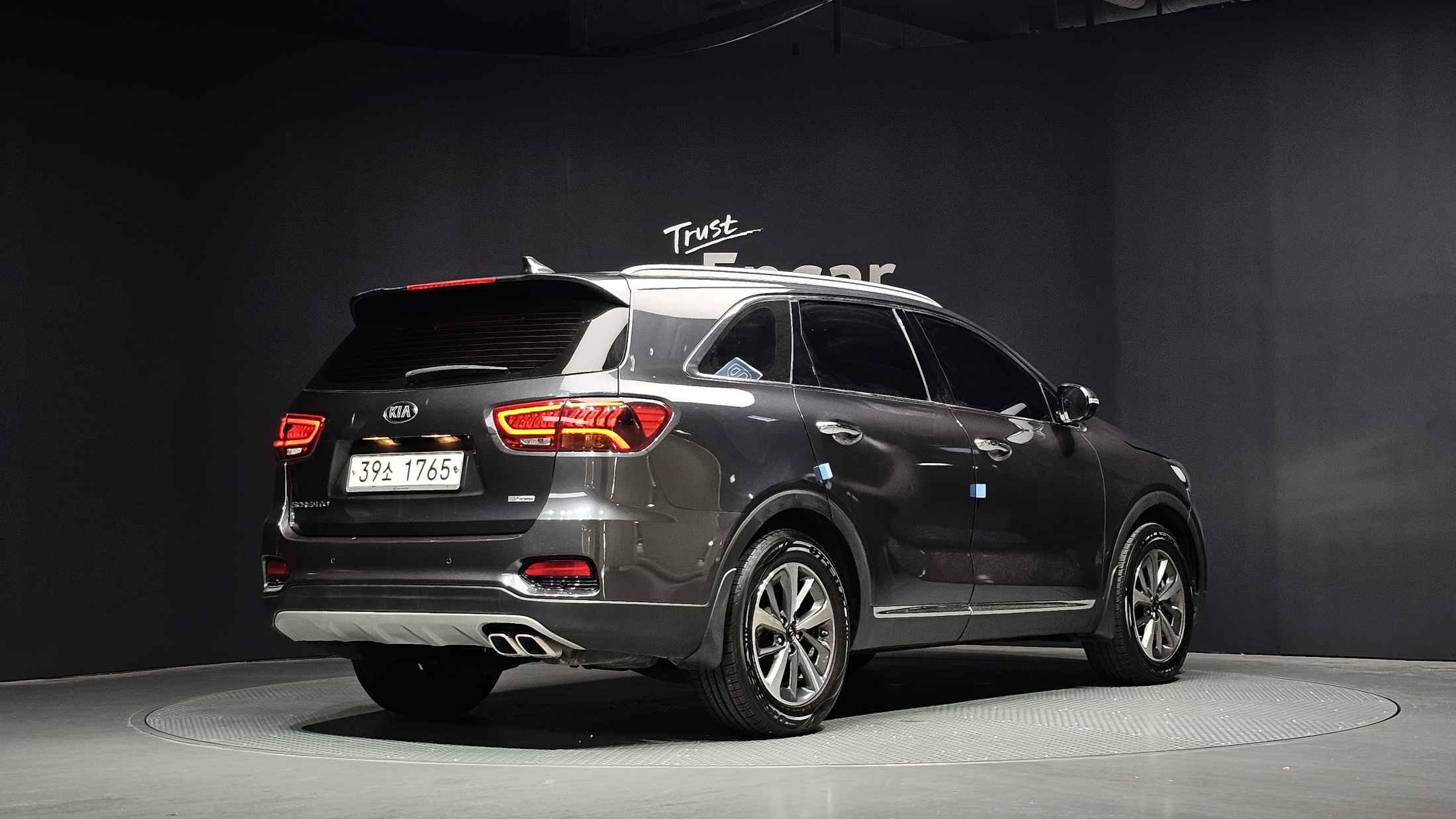 KIA SORENTO photo 2