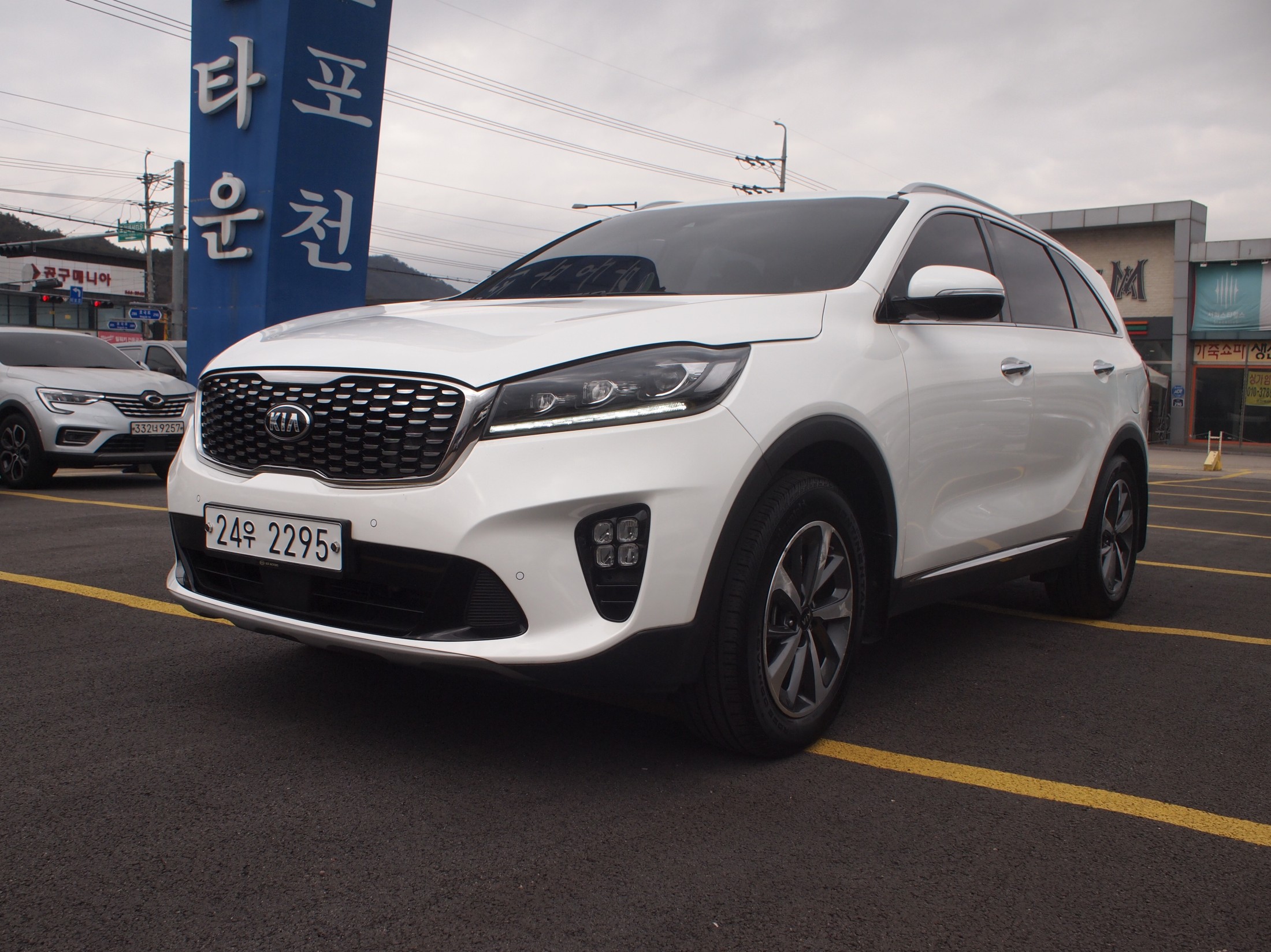 KIA SORENTO photo 3