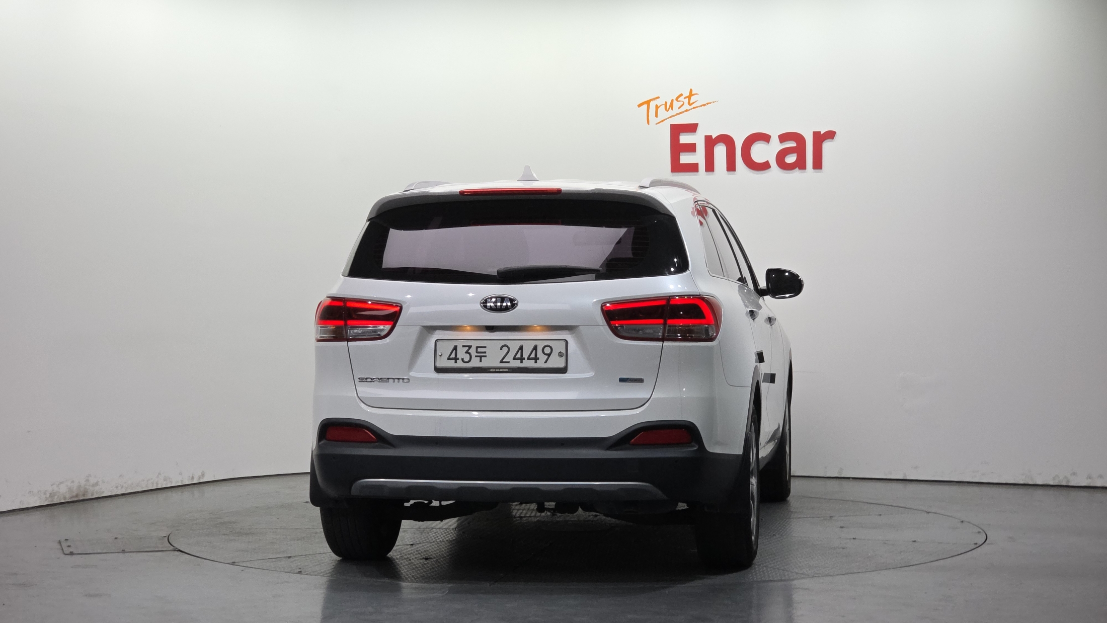 KIA SORENTO photo 3