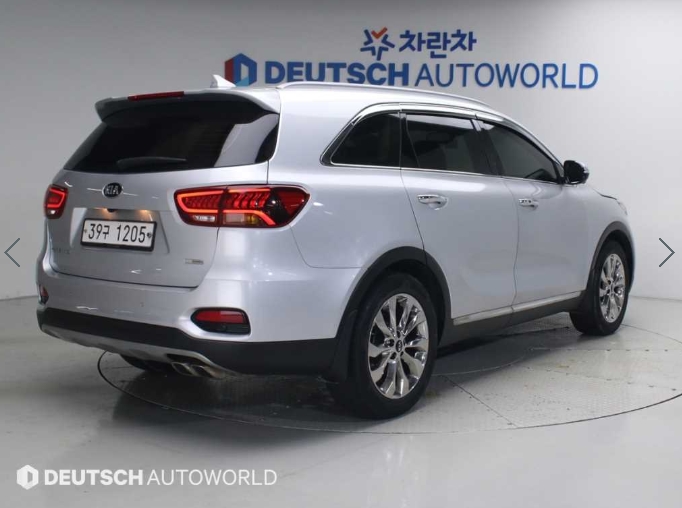 KIA SORENTO photo 2