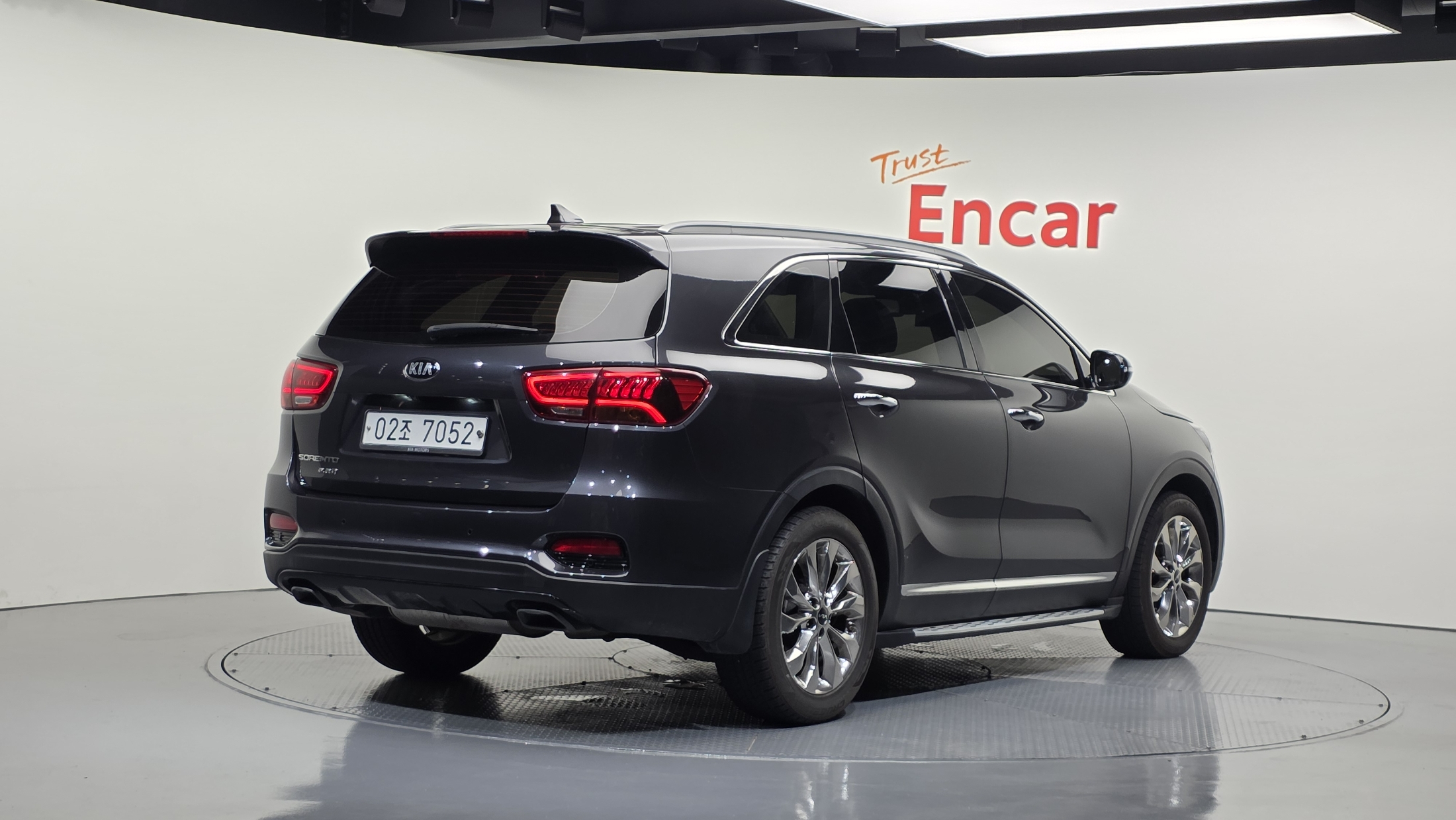 KIA SORENTO photo 2