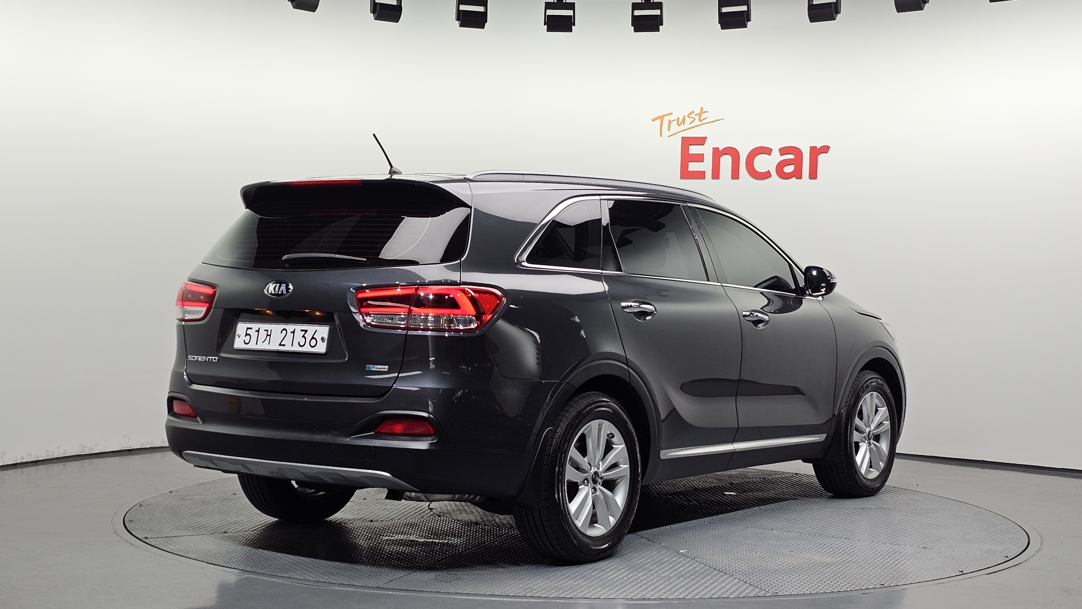 KIA SORENTO photo 2