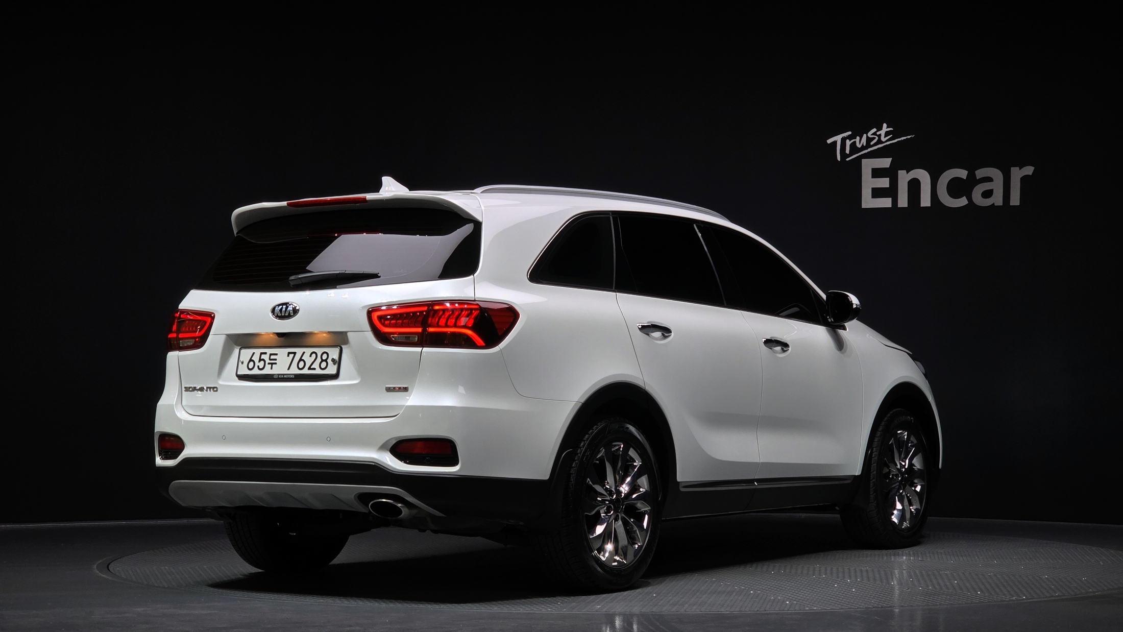 KIA SORENTO photo 2