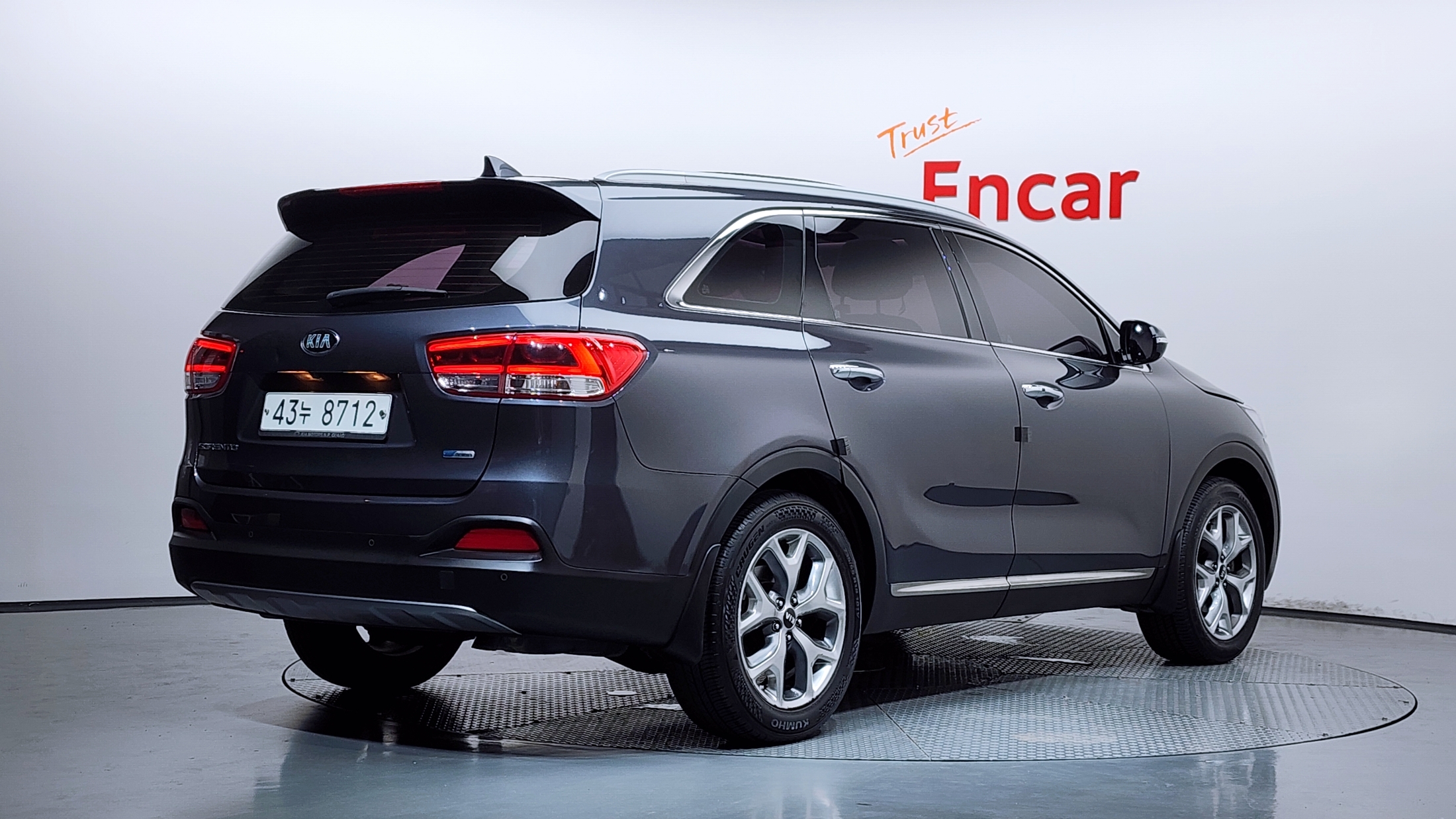 KIA SORENTO photo 2