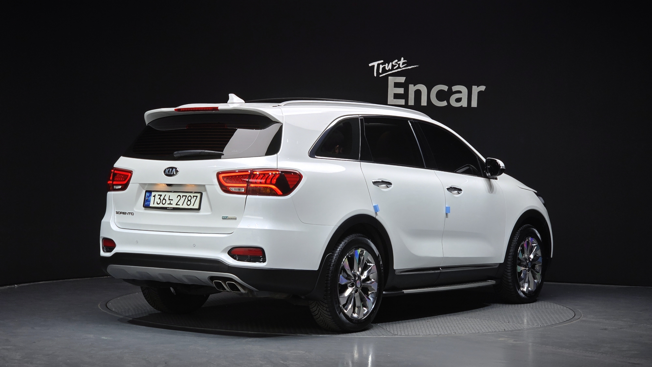 KIA SORENTO photo 2