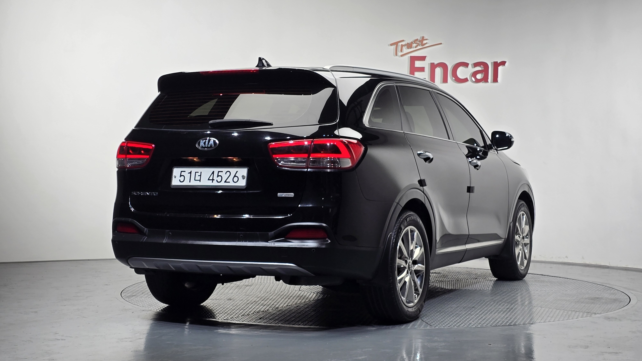 KIA SORENTO photo 2