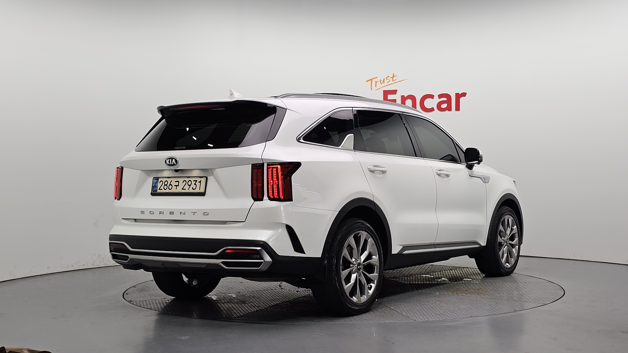 KIA SORENTO photo 2