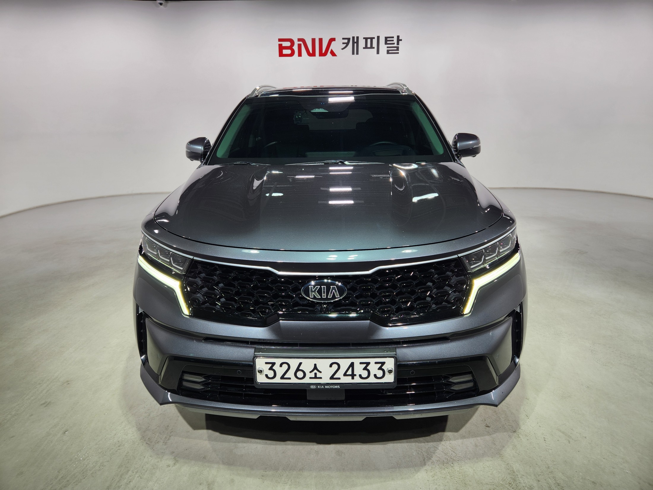 KIA SORENTO photo 2