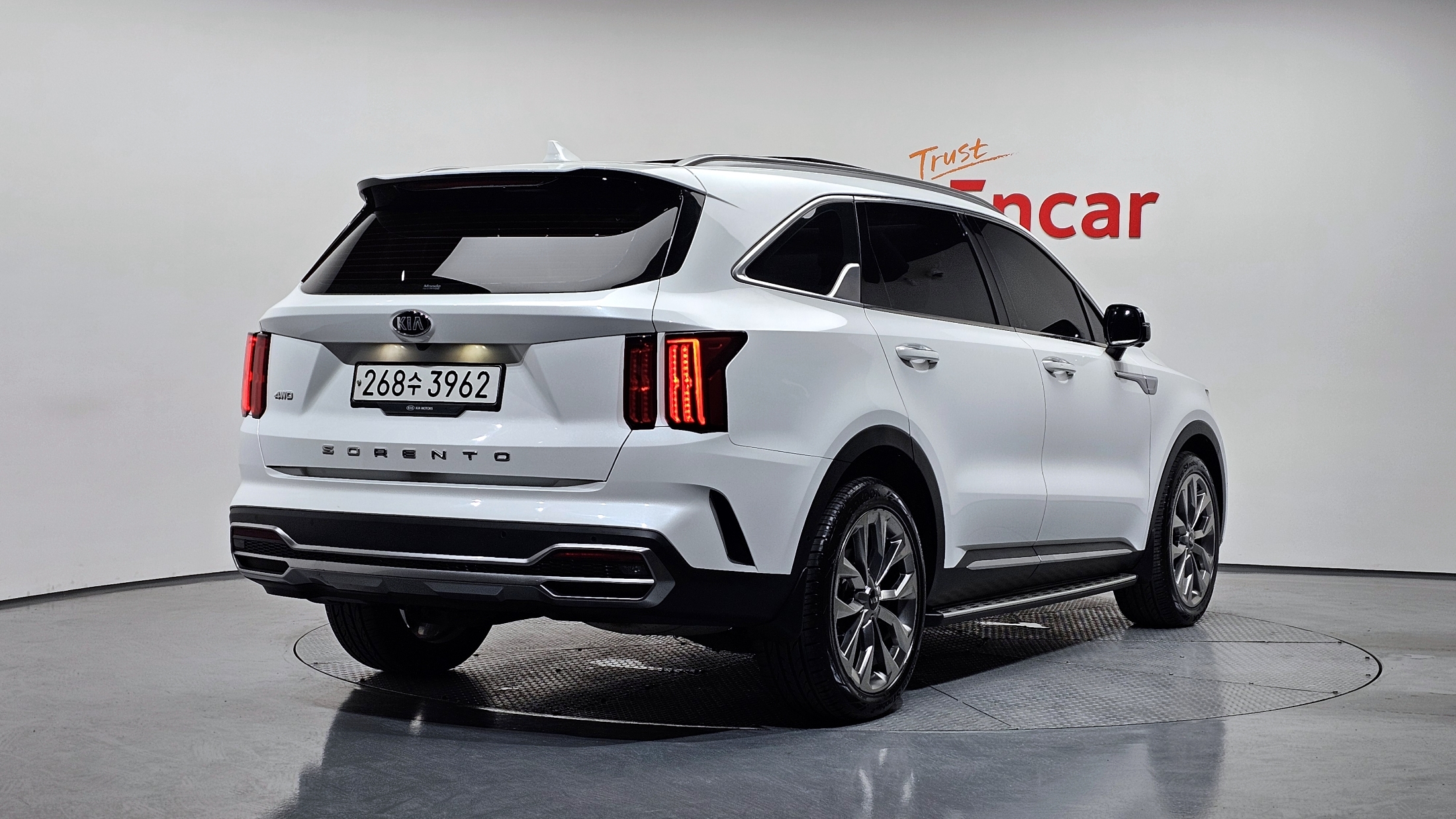 KIA SORENTO photo 2