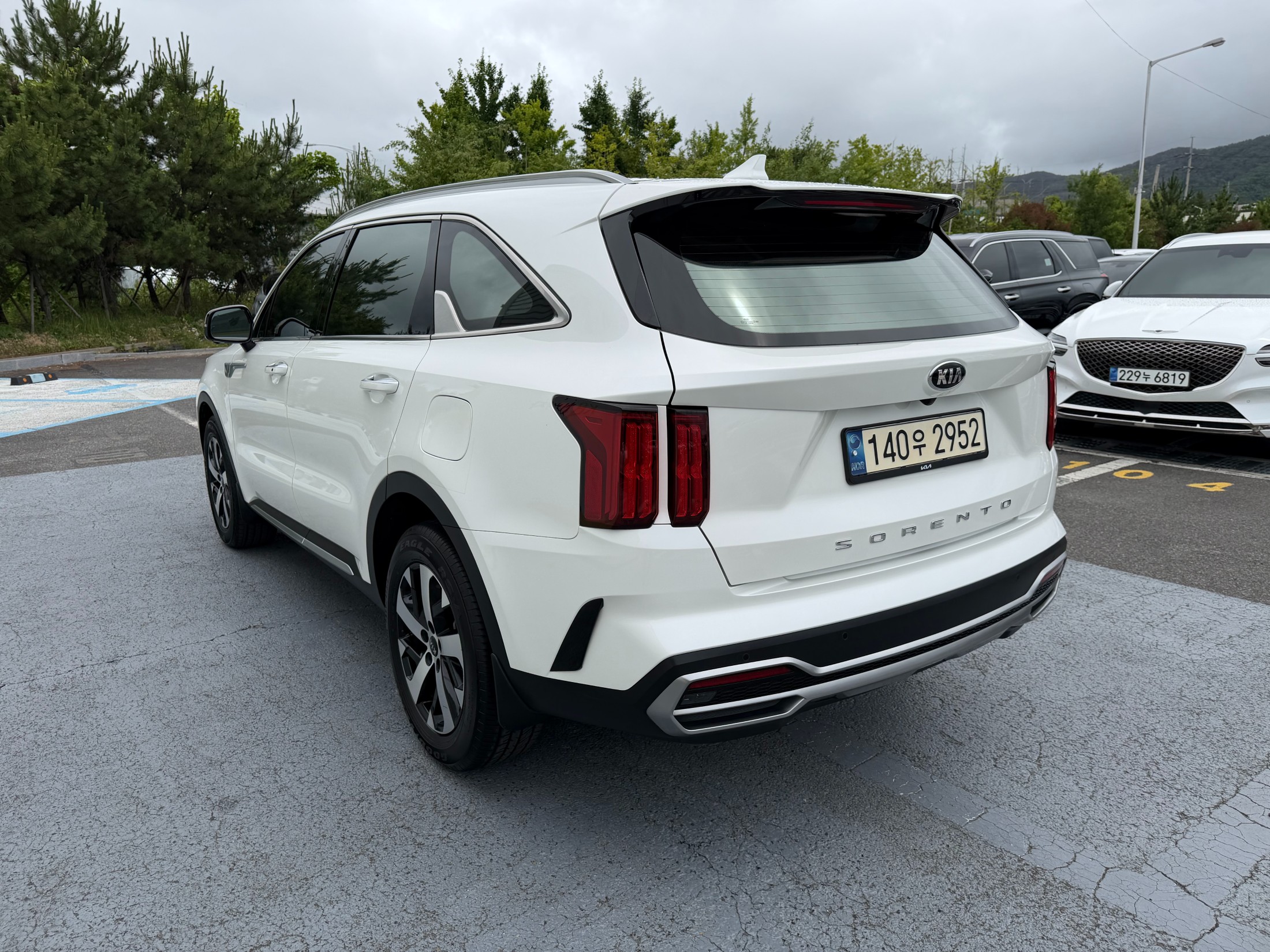 KIA SORENTO photo 2