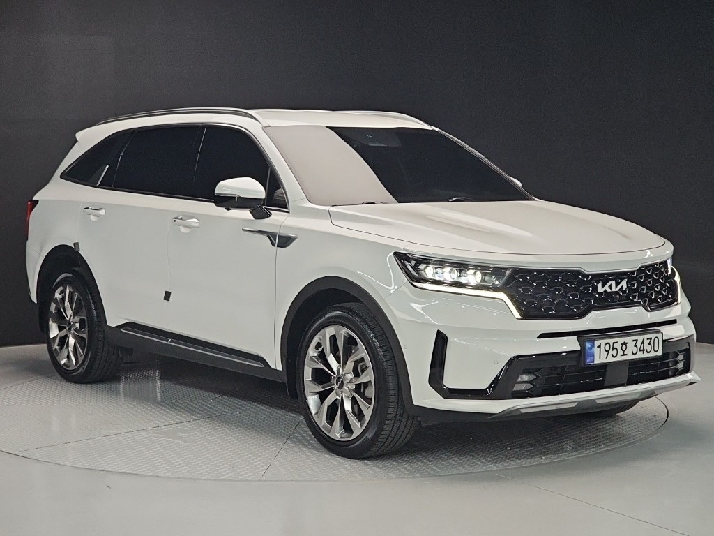 KIA SORENTO photo 2