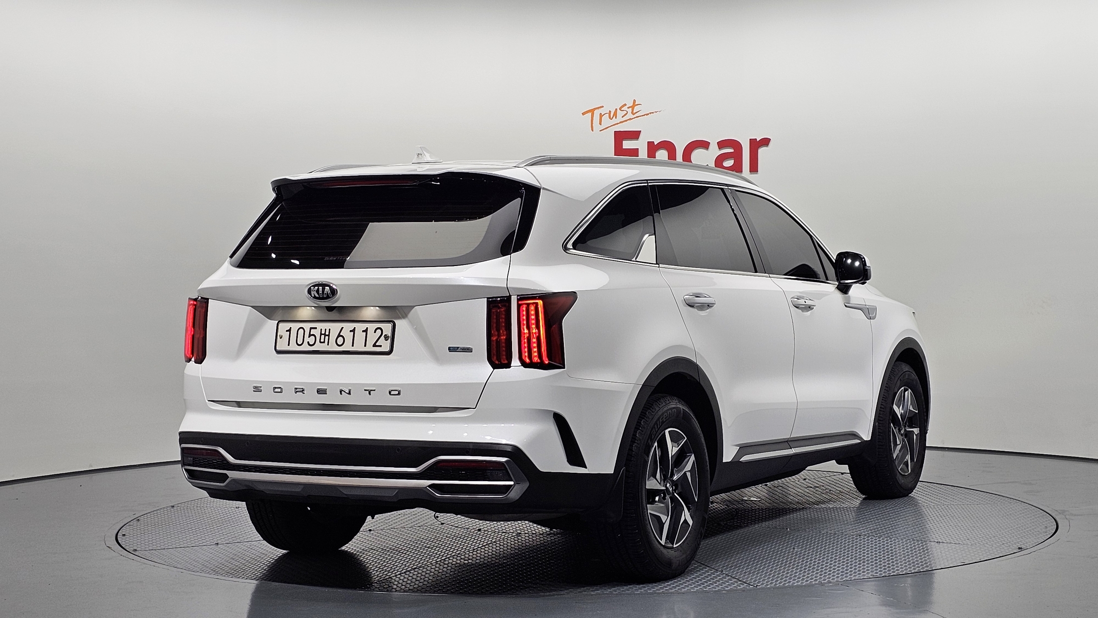 KIA SORENTO photo 2