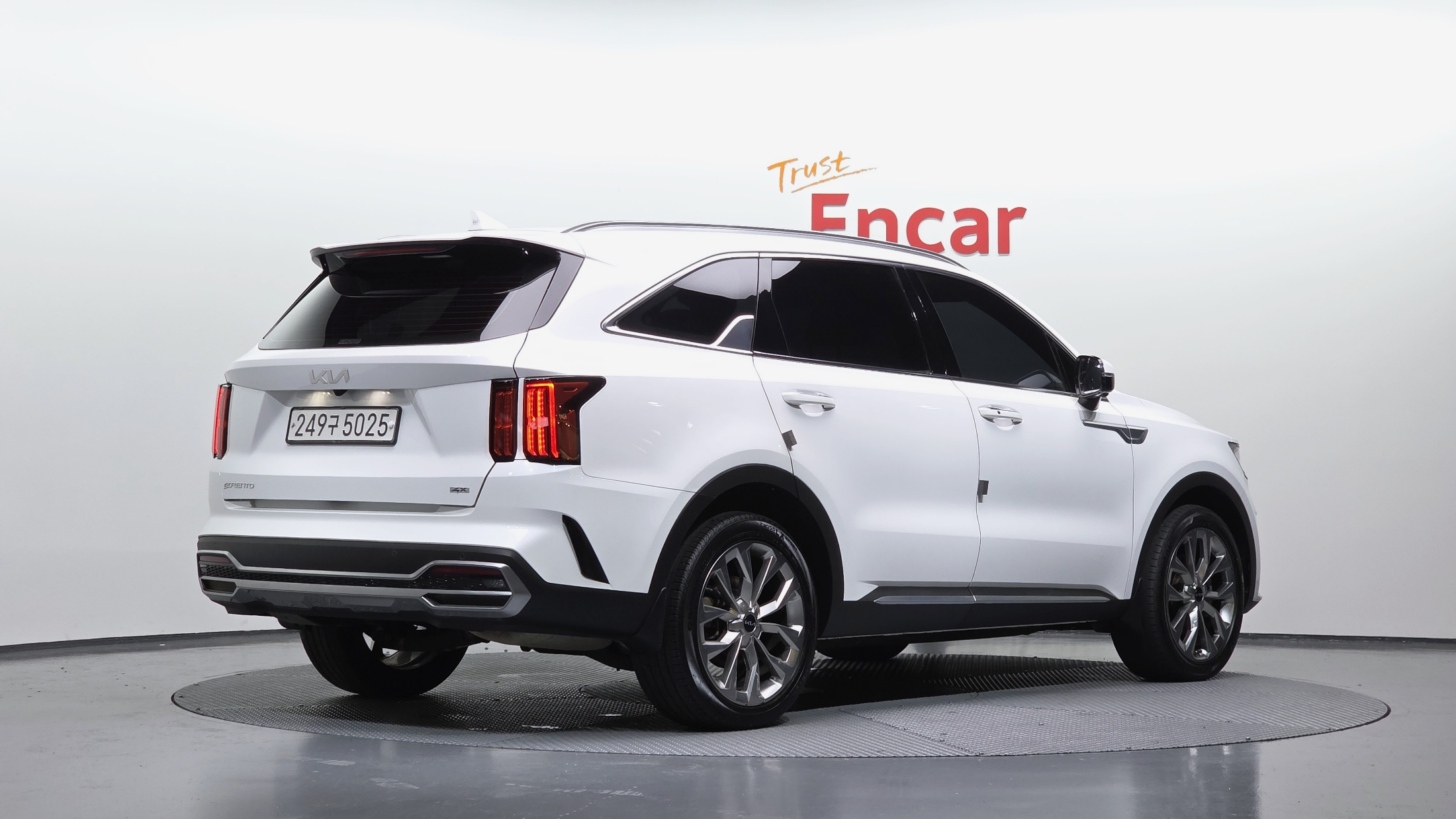 KIA SORENTO photo 2