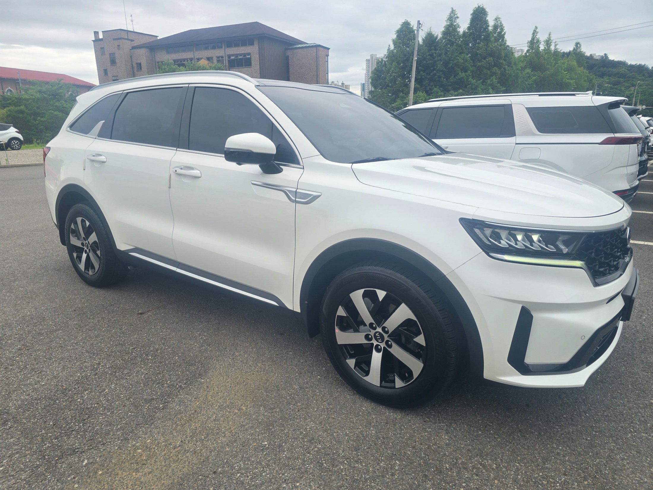 KIA SORENTO photo 2