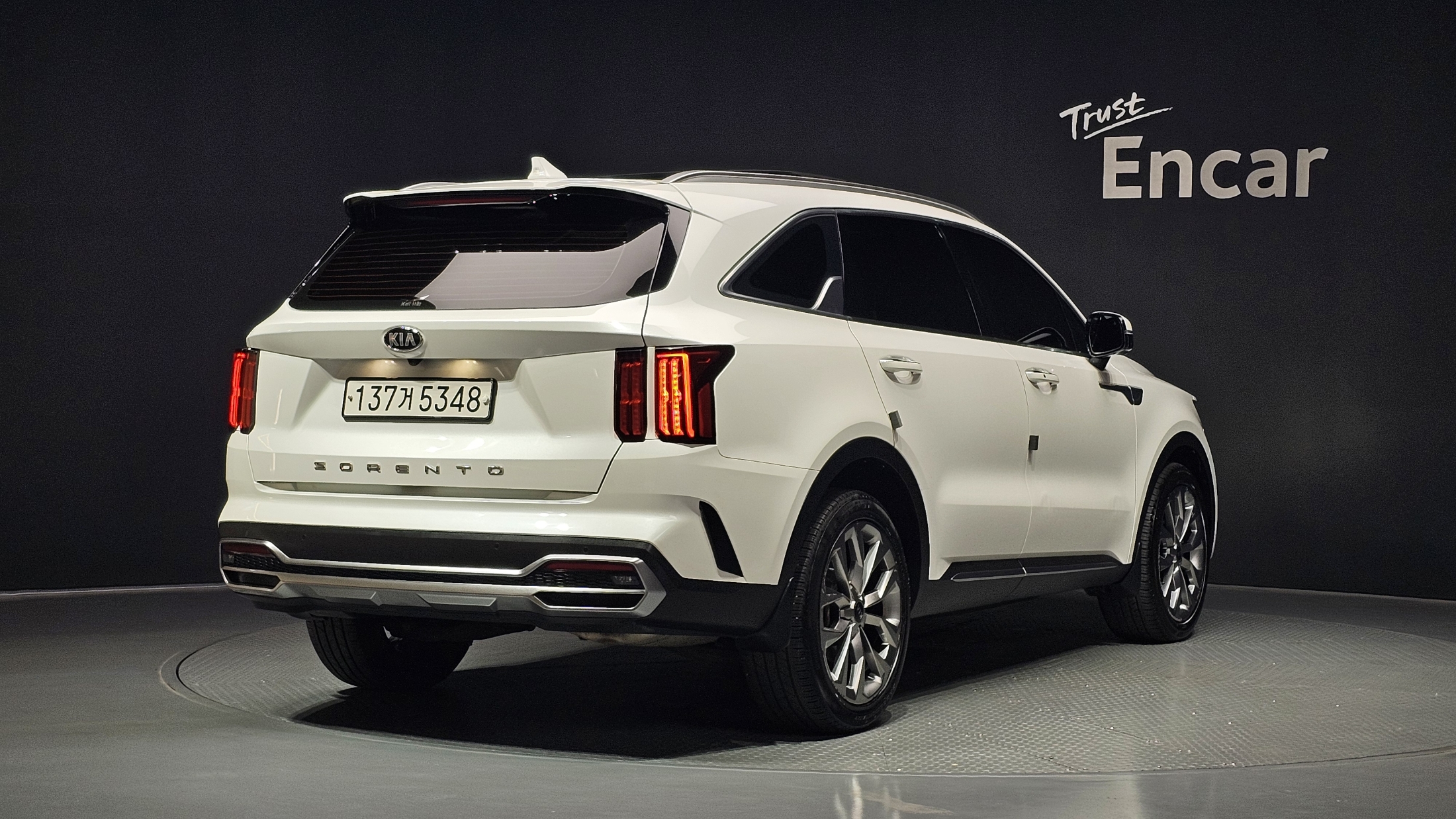 KIA SORENTO photo 2