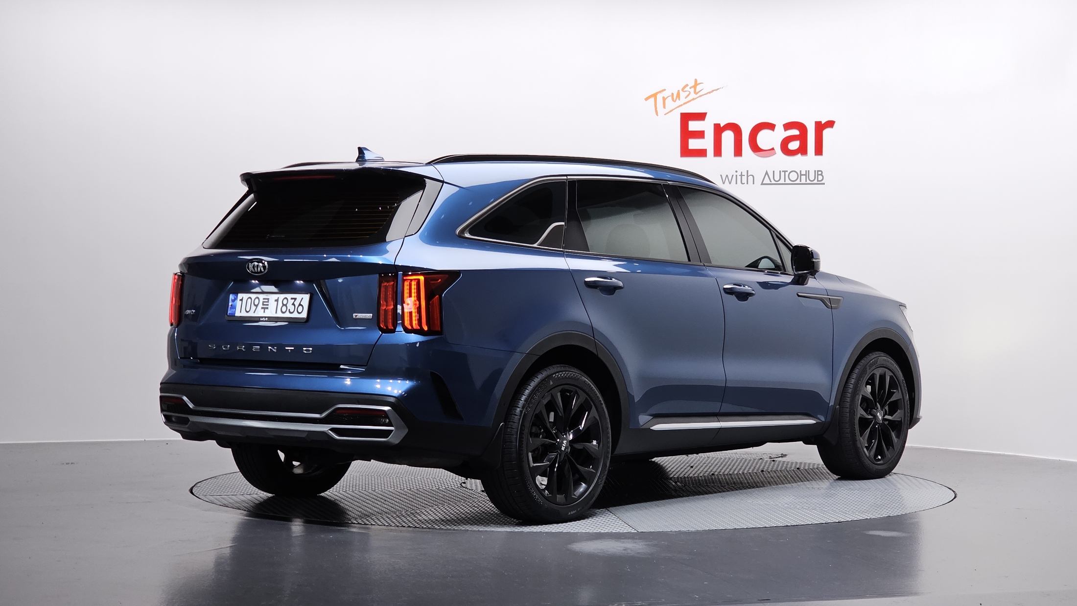 KIA SORENTO photo 2