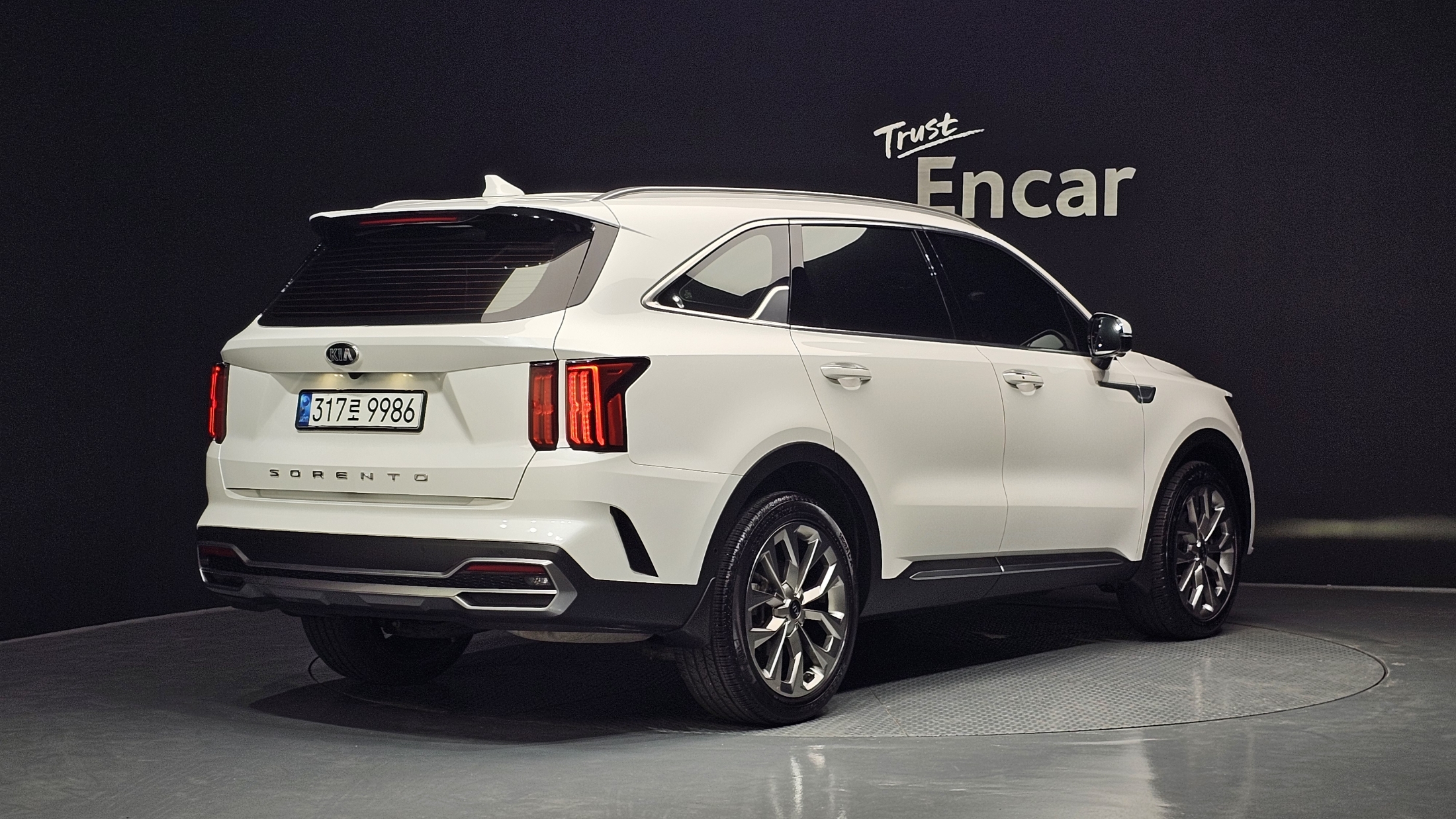 KIA SORENTO photo 2