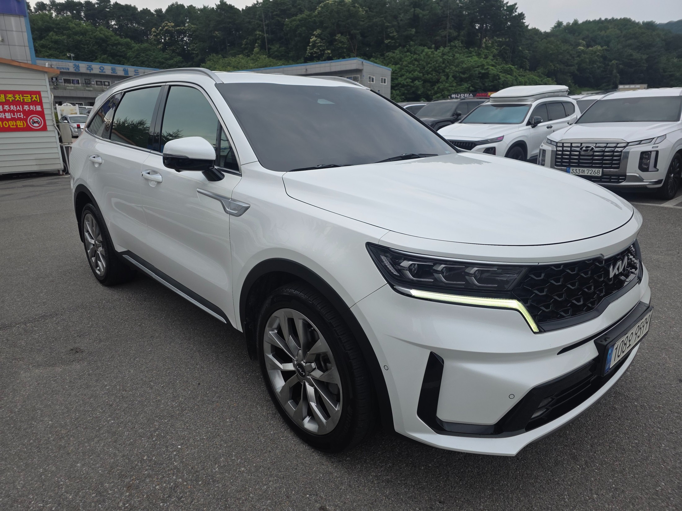 KIA SORENTO photo 3