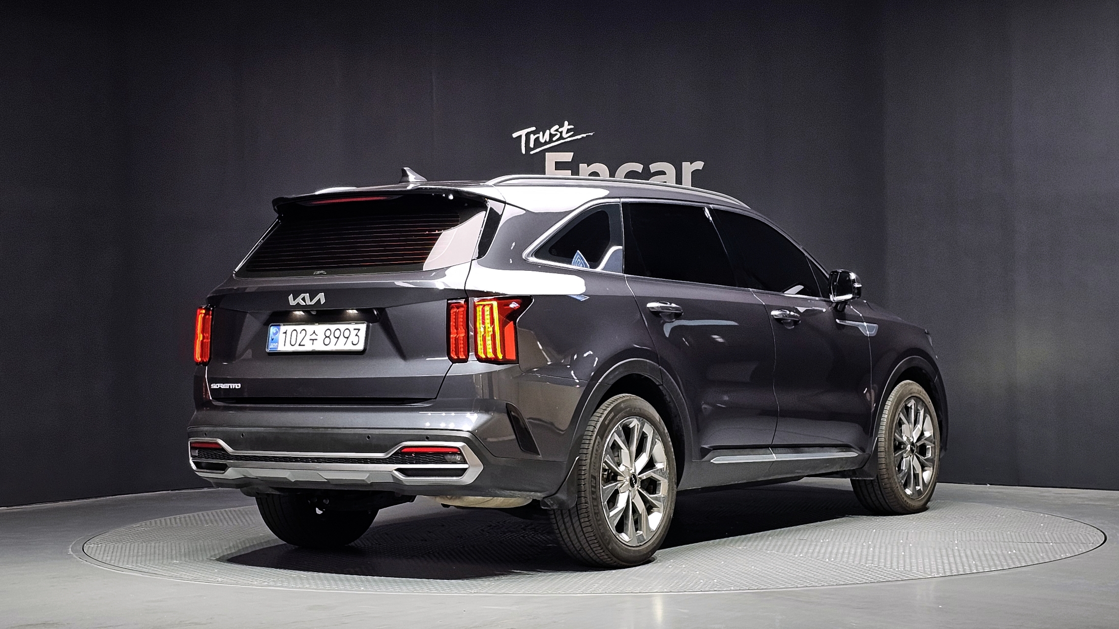 KIA SORENTO photo 2