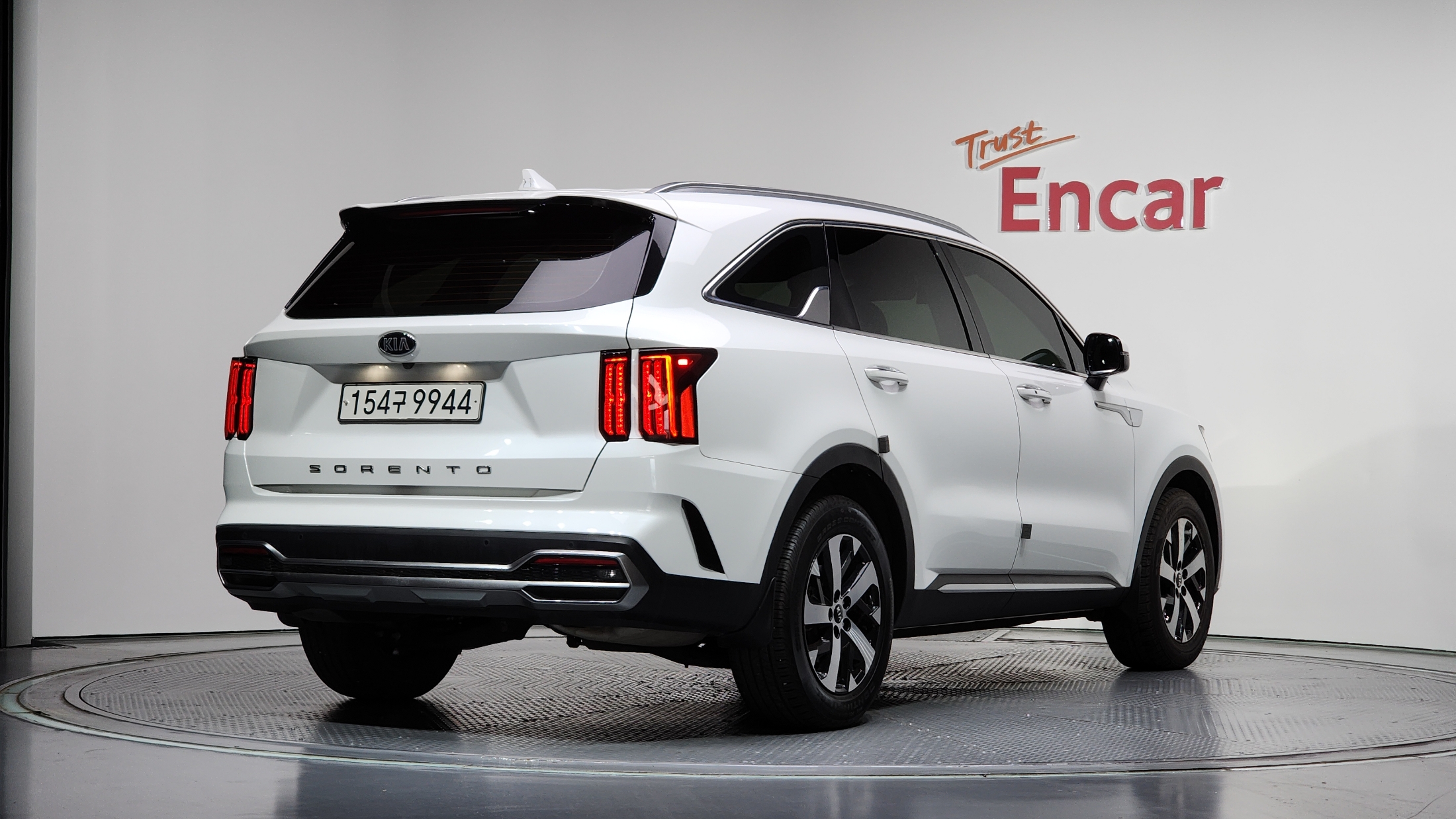 KIA SORENTO photo 2