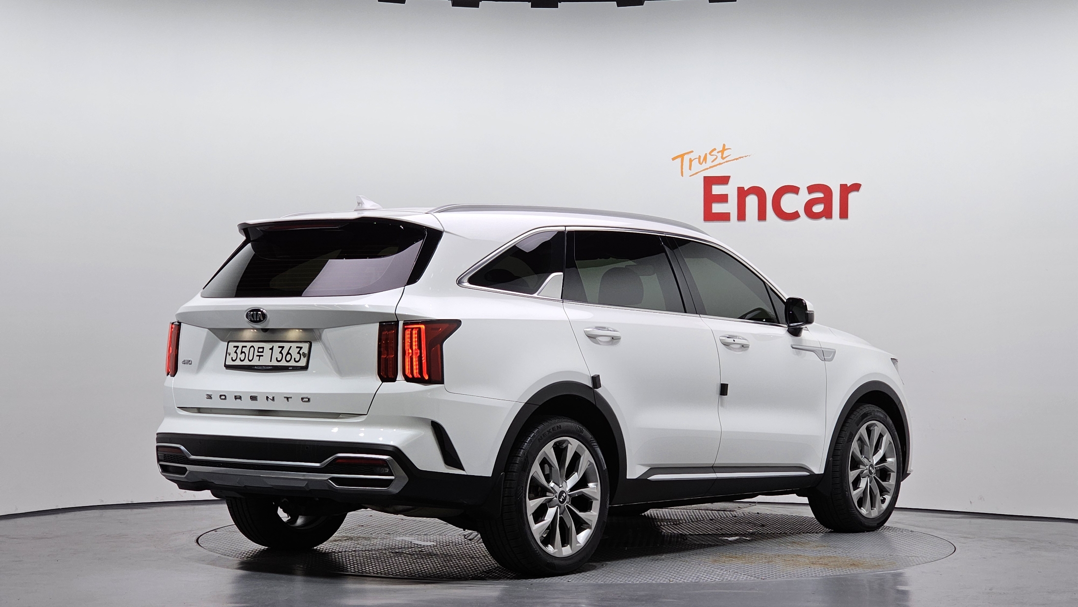 KIA SORENTO photo 2