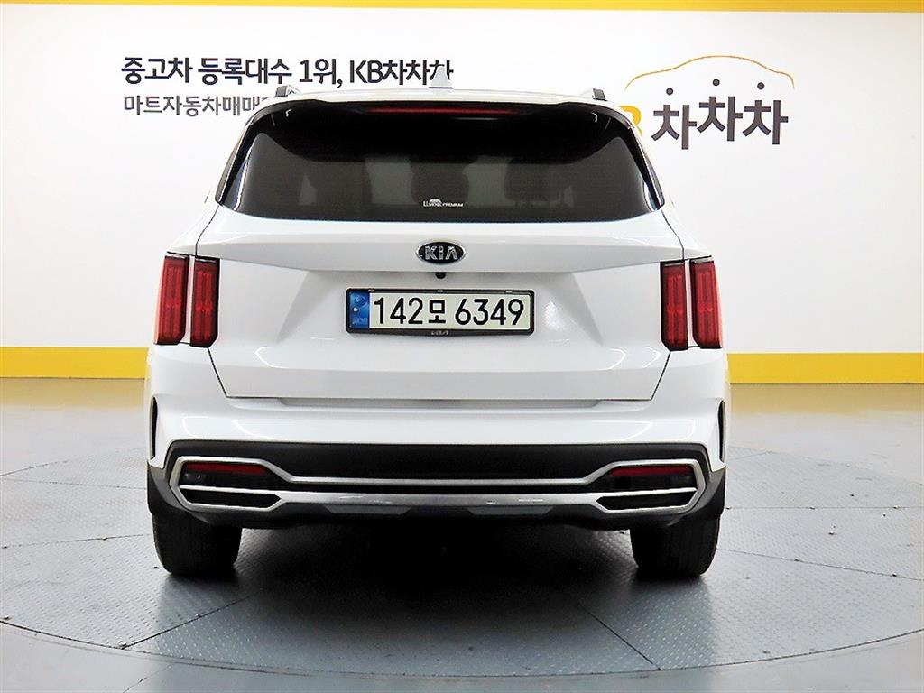 KIA SORENTO photo 3