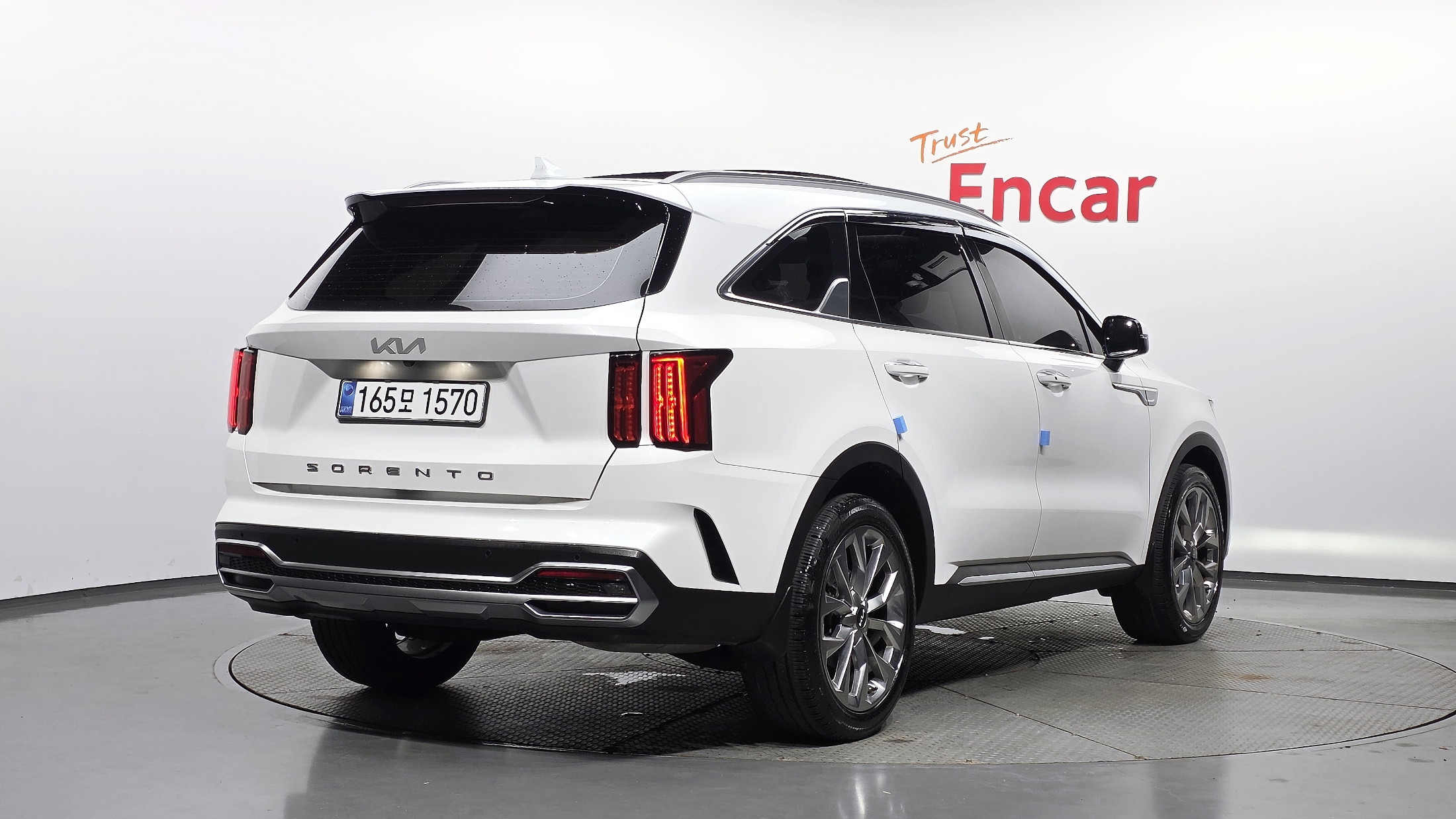 KIA SORENTO photo 2