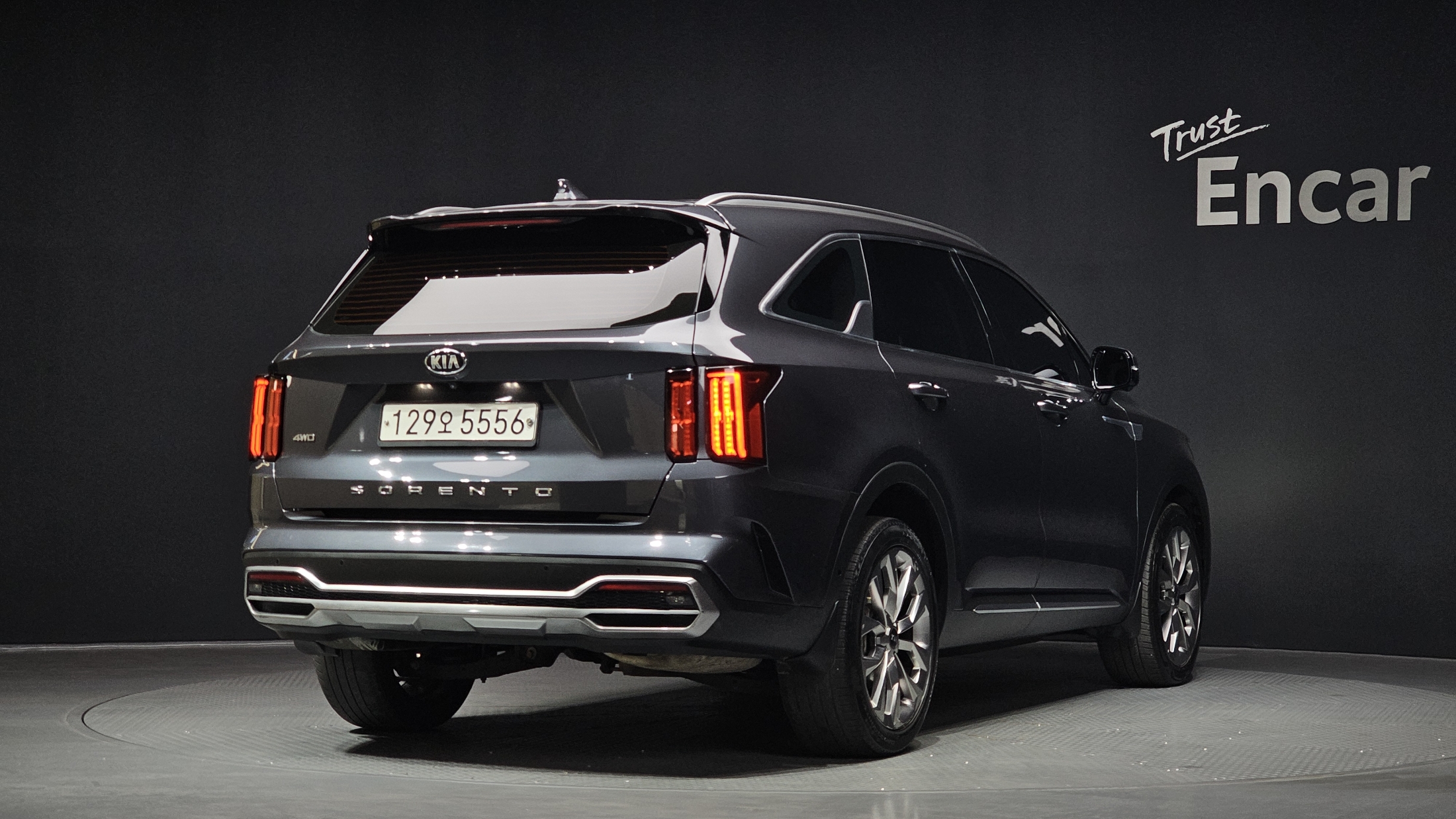 KIA SORENTO photo 2