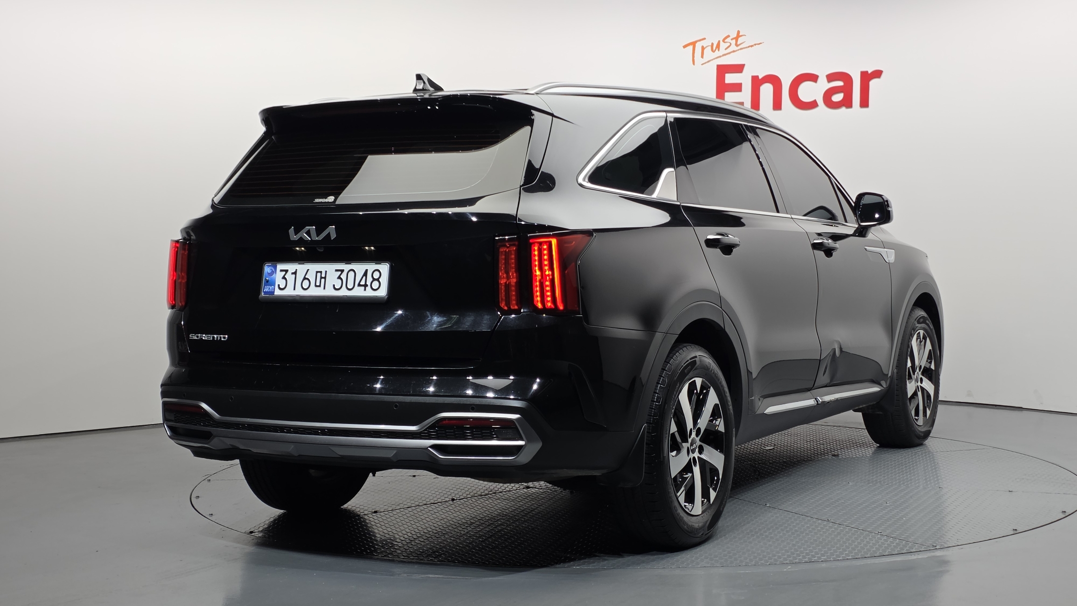 KIA SORENTO photo 2