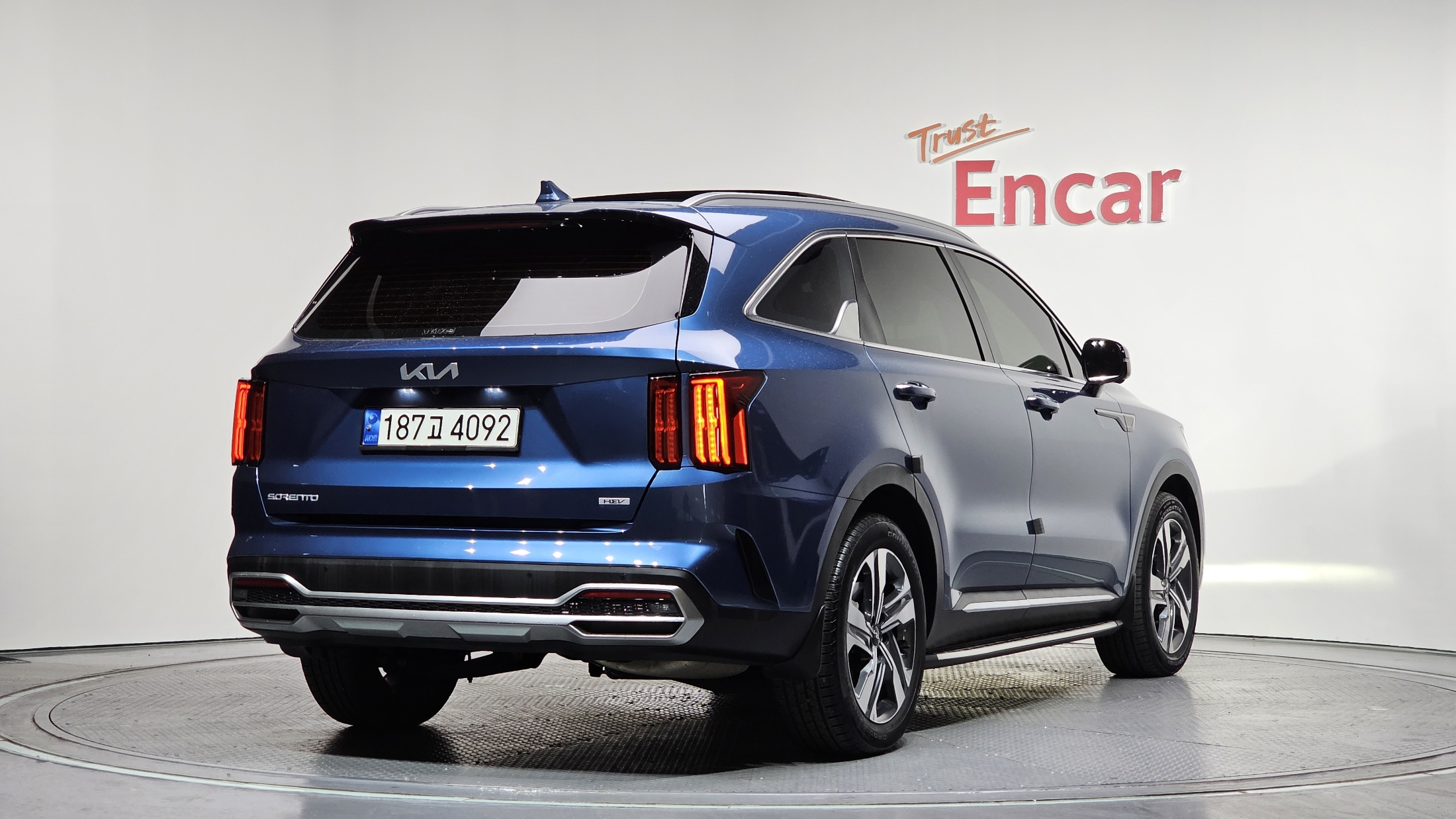 KIA SORENTO photo 2