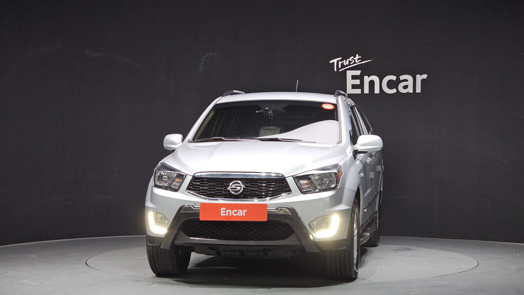SSANGYONG KORANDO photo 3