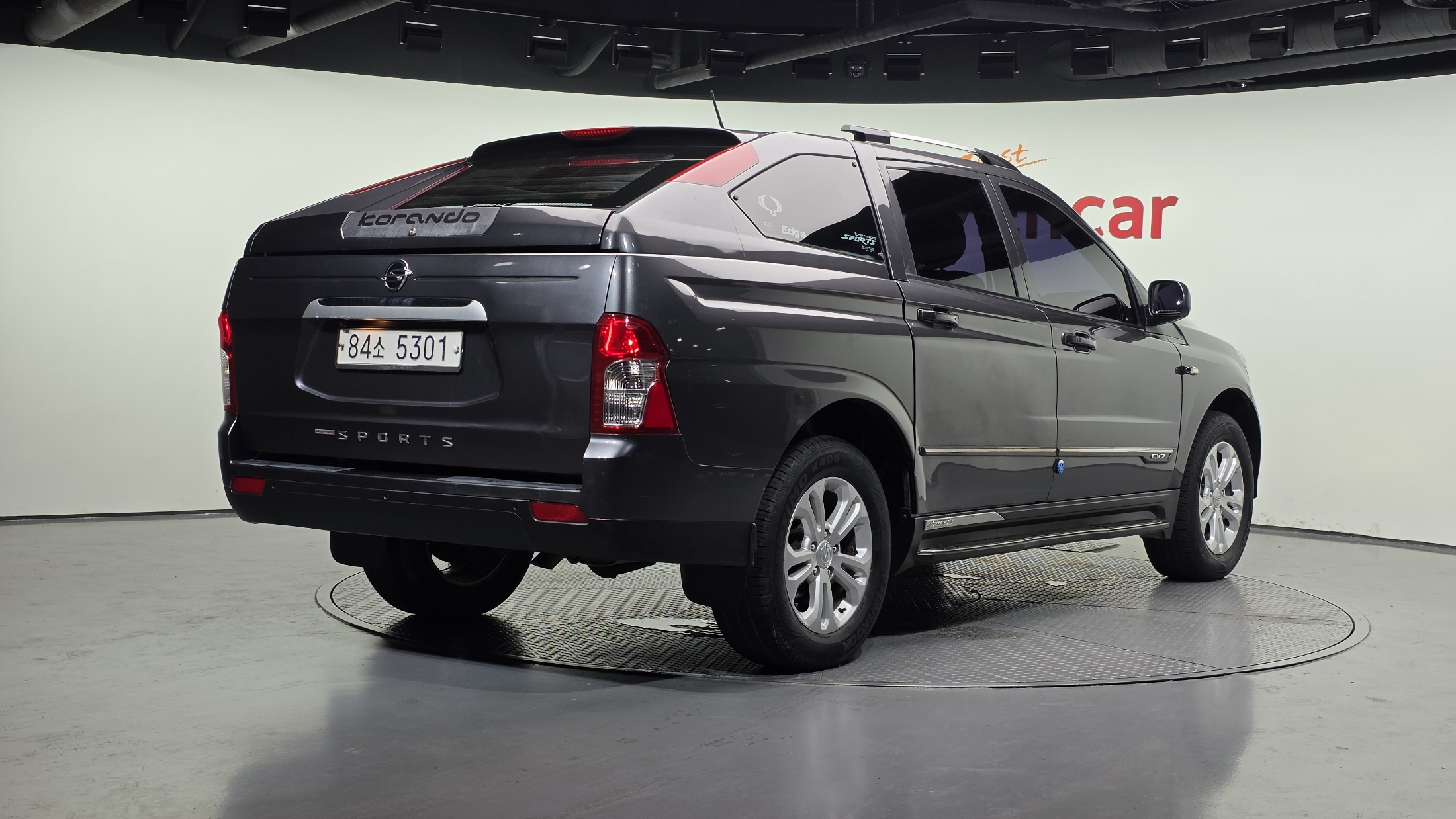 SSANGYONG KORANDO photo 2
