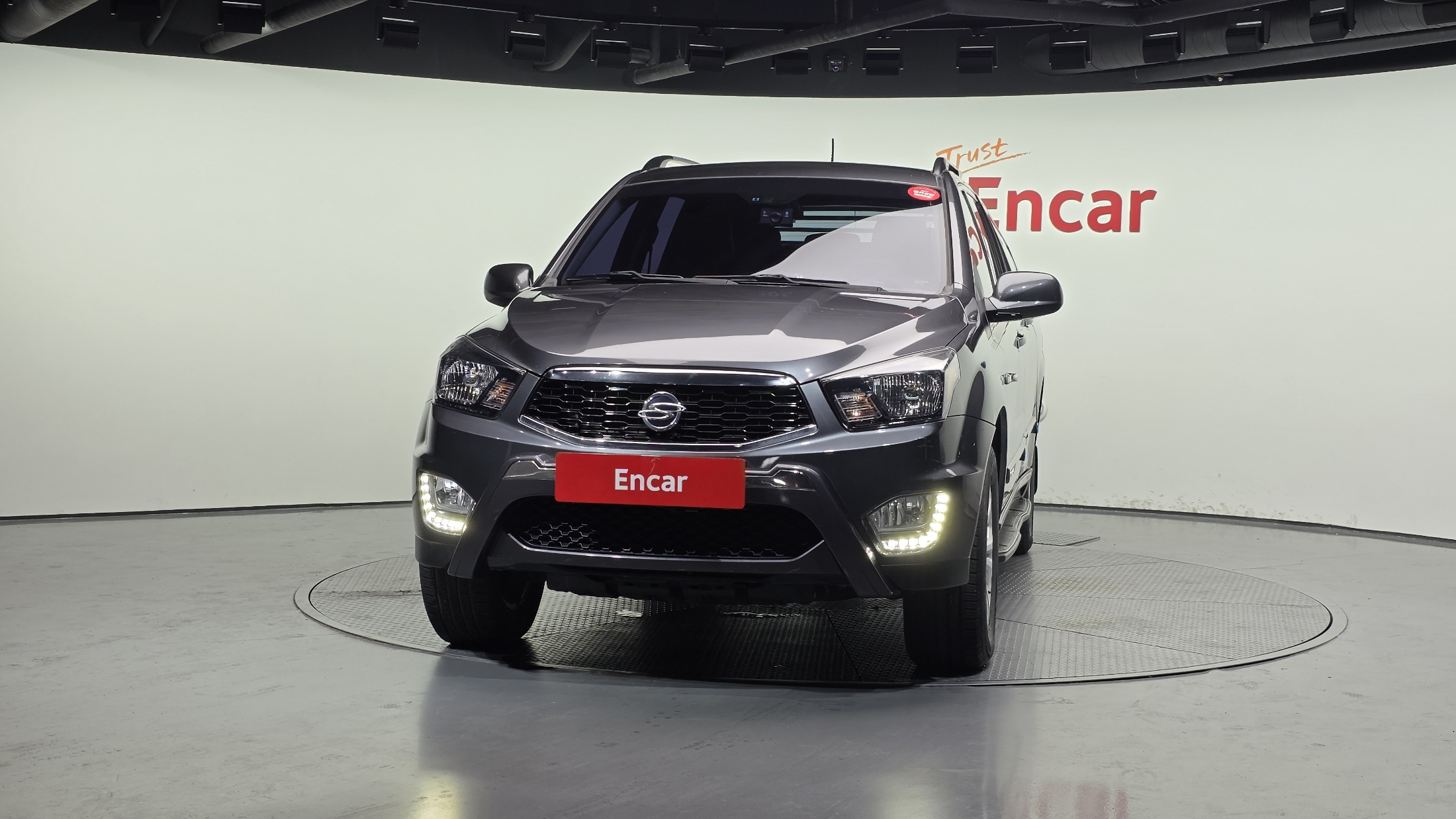 SSANGYONG KORANDO photo 3