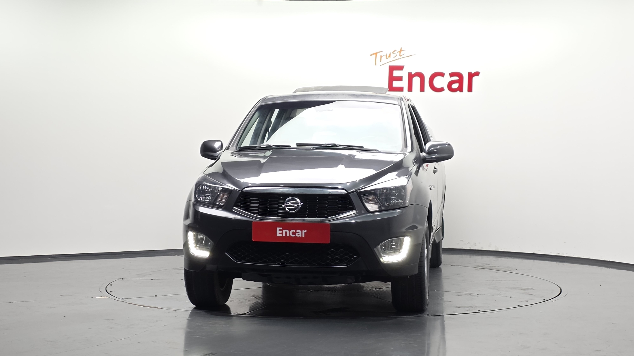 SSANGYONG KORANDO photo 3