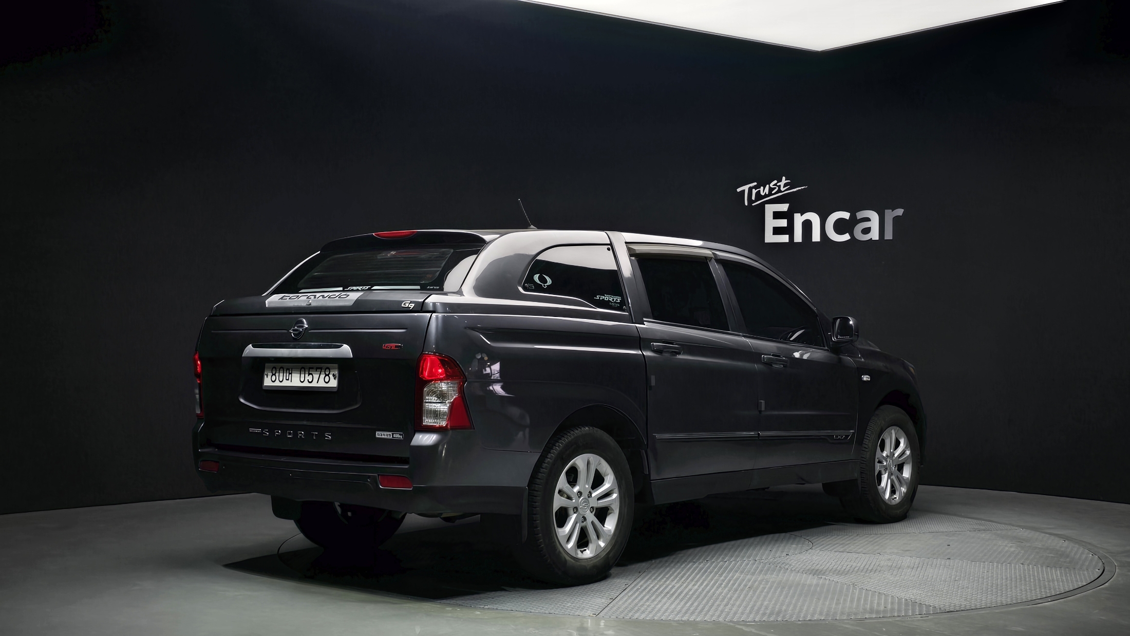 SSANGYONG KORANDO photo 2