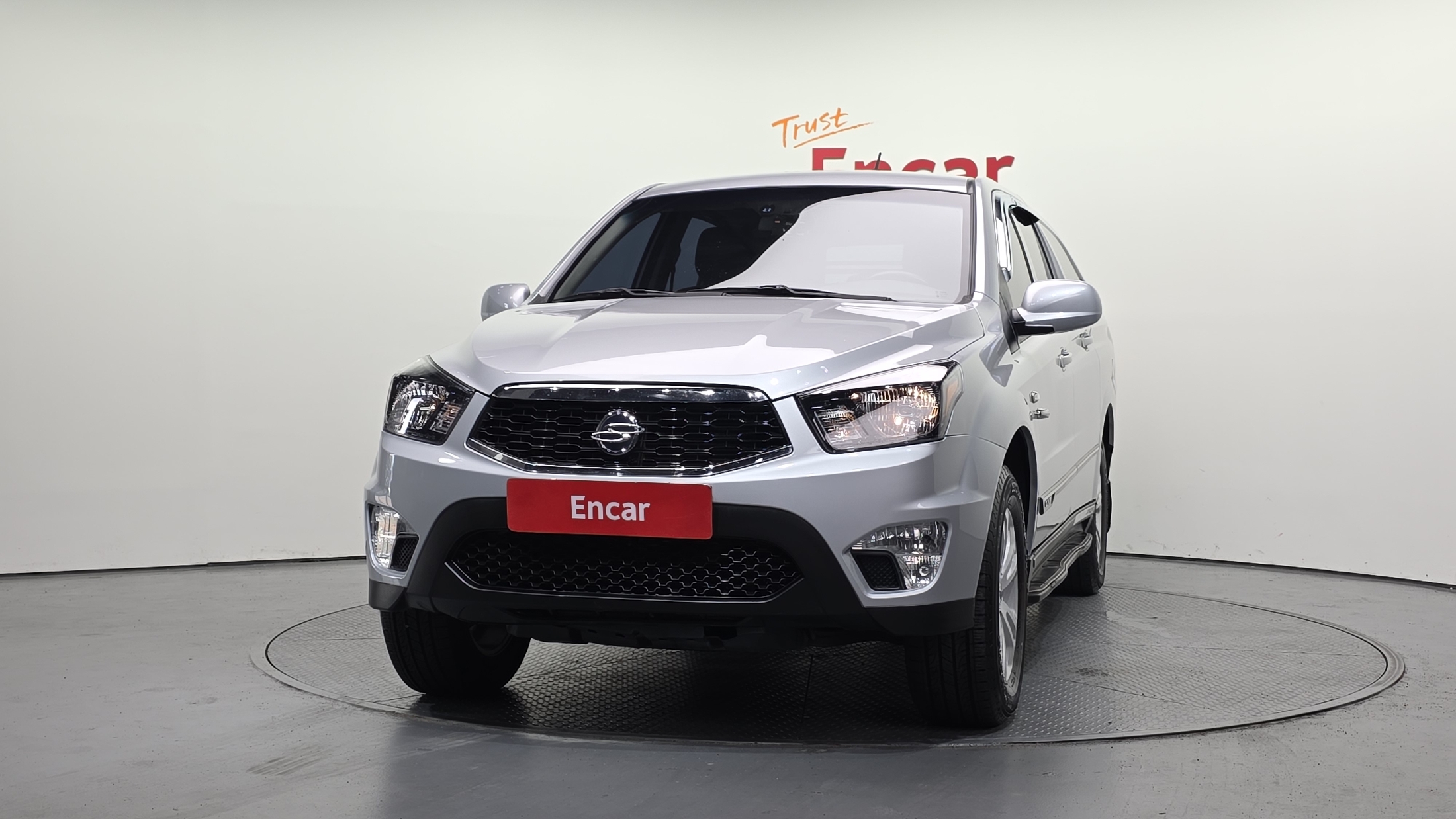 SSANGYONG KORANDO photo 3