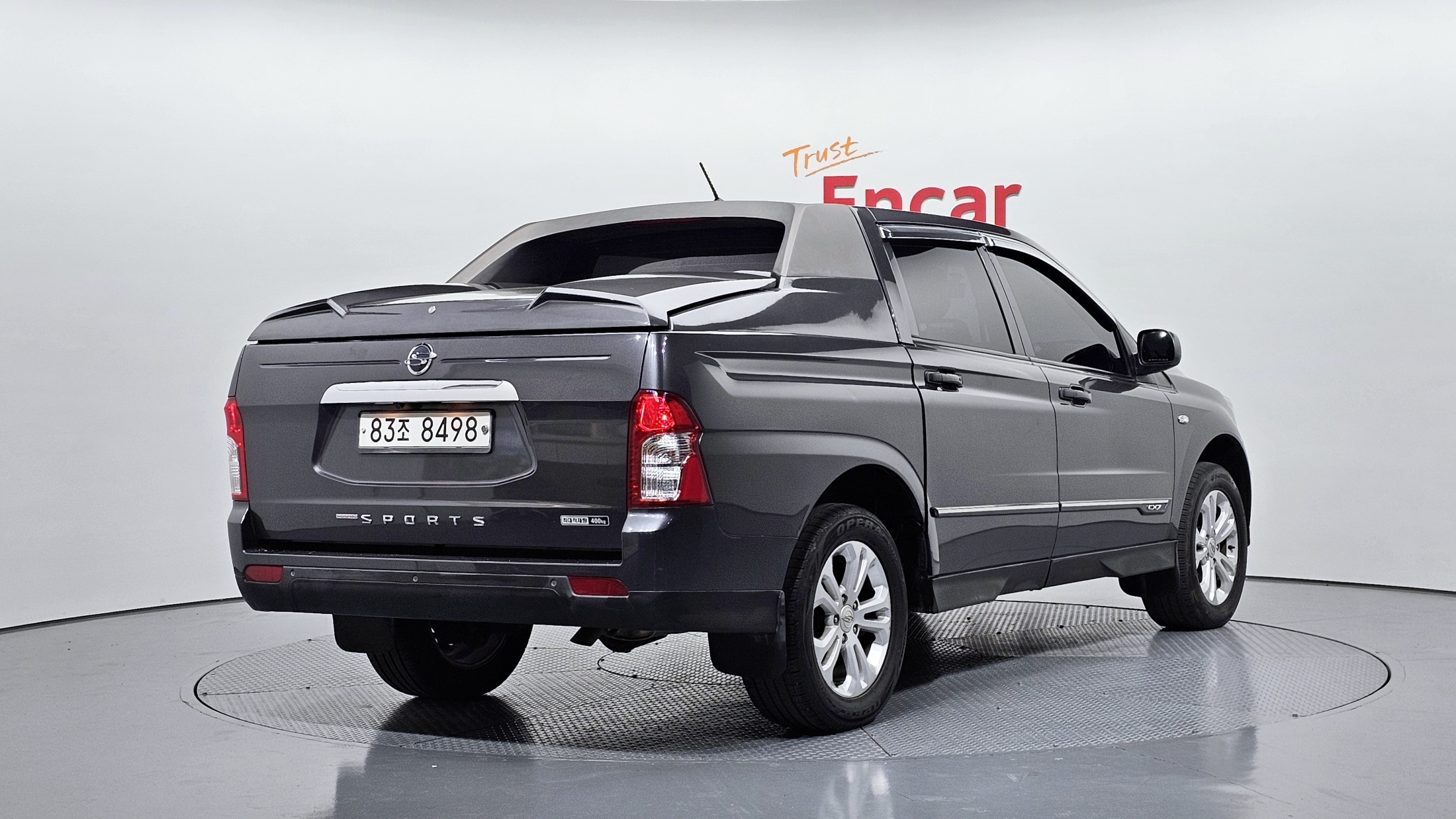 SSANGYONG KORANDO photo 2