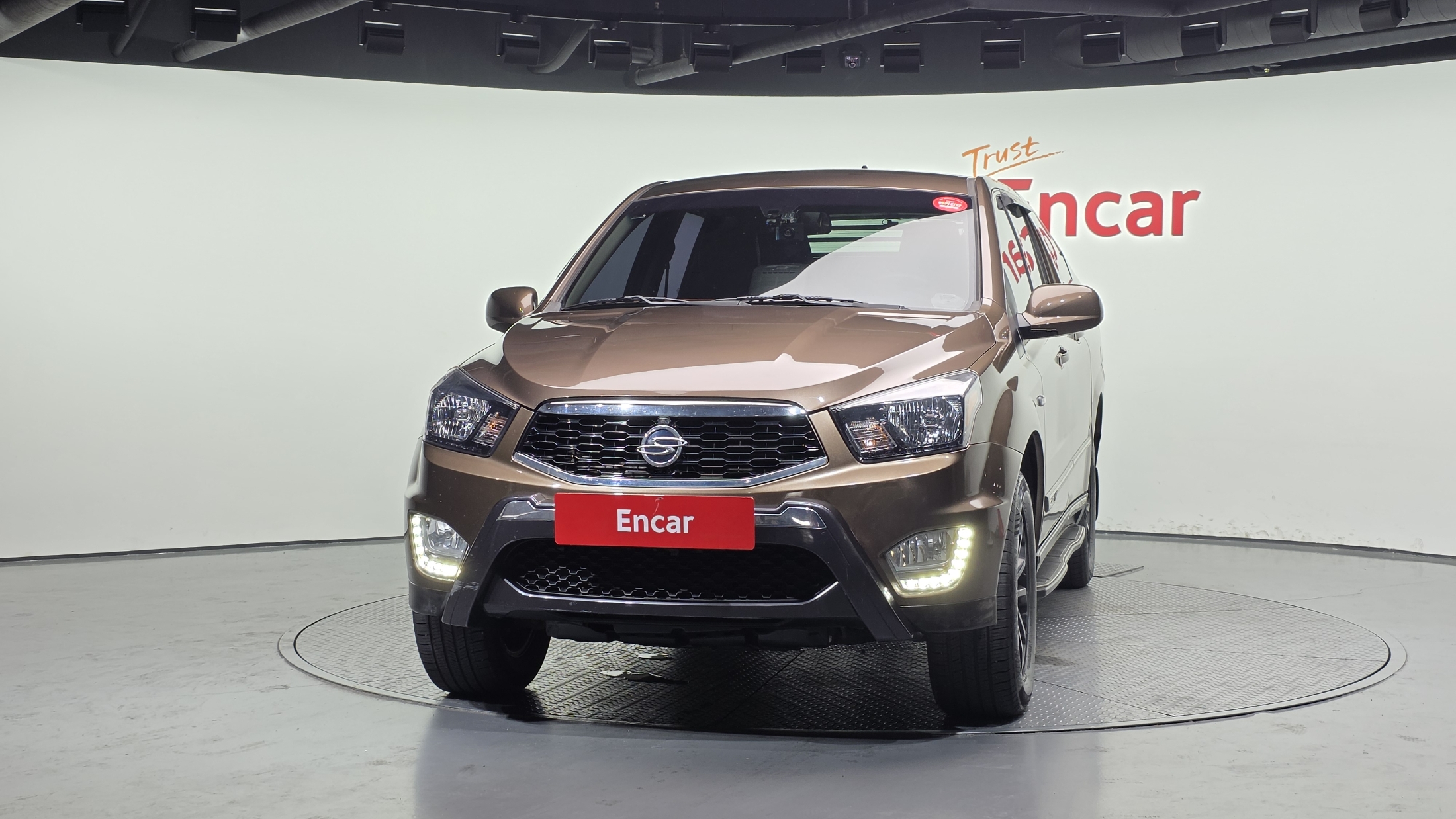 SSANGYONG KORANDO photo 3