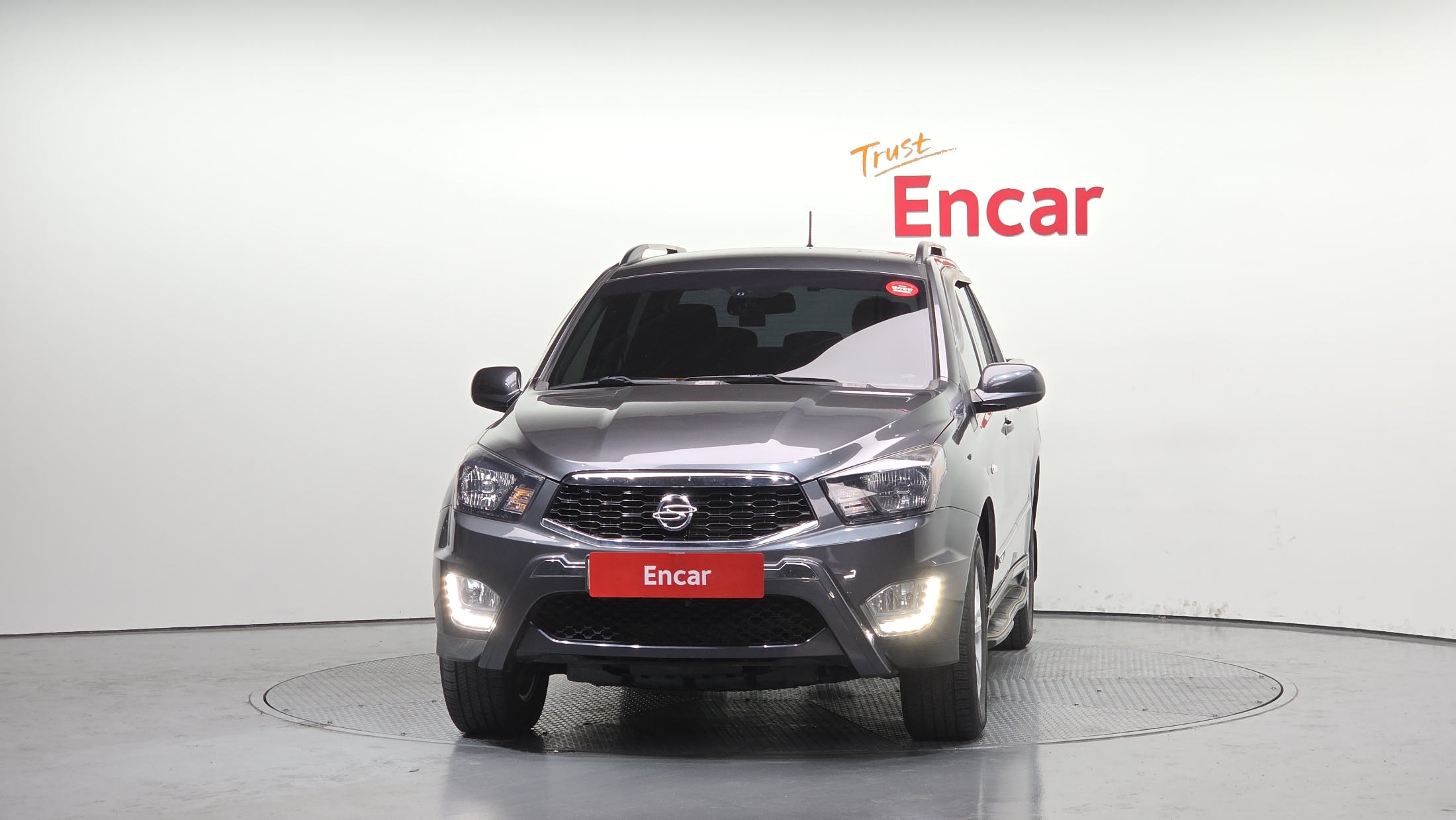 SSANGYONG KORANDO photo 3
