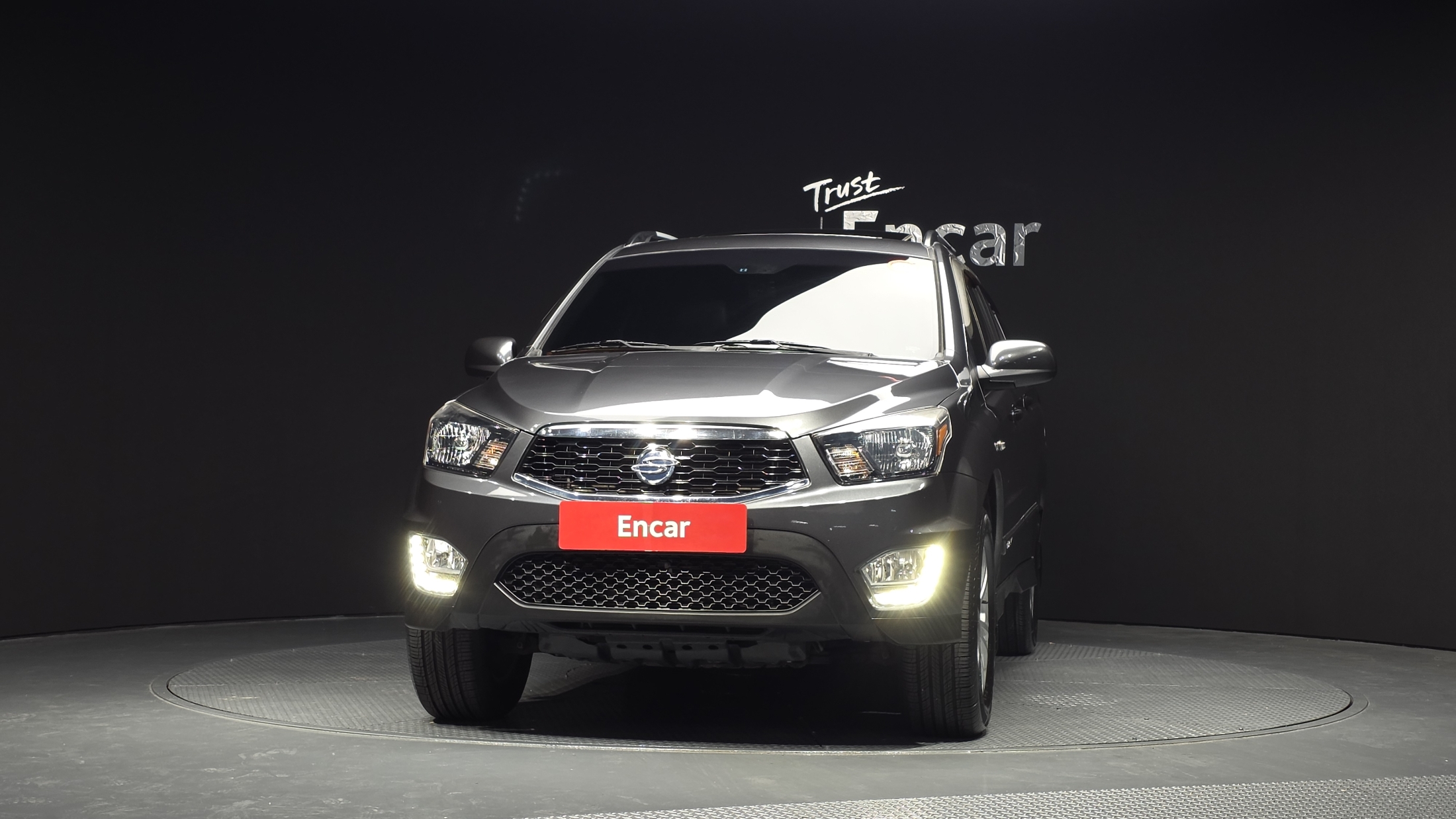 SSANGYONG KORANDO photo 3