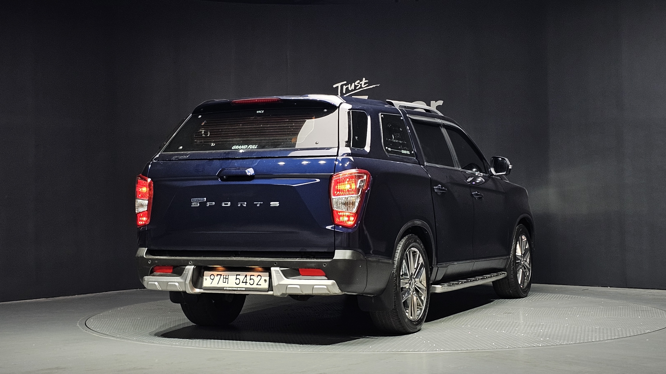 SSANGYONG REXTON photo 2