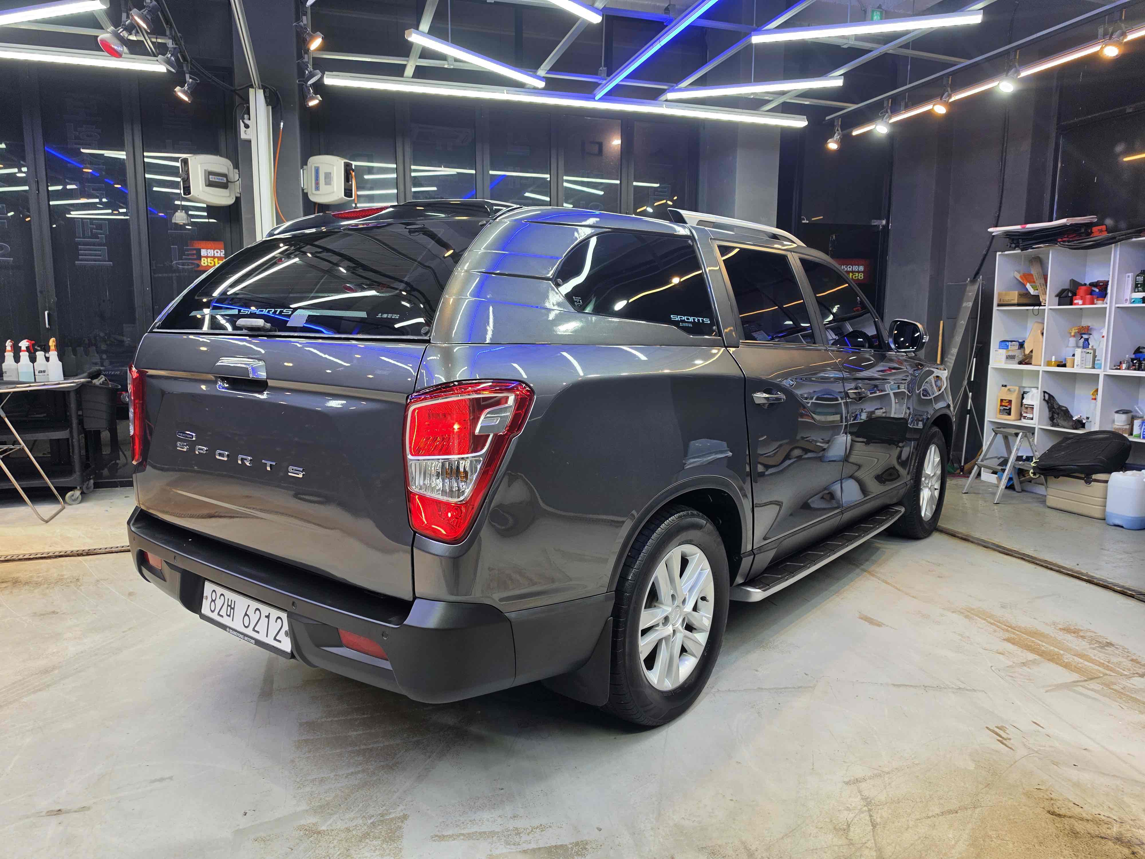 SSANGYONG REXTON photo 2