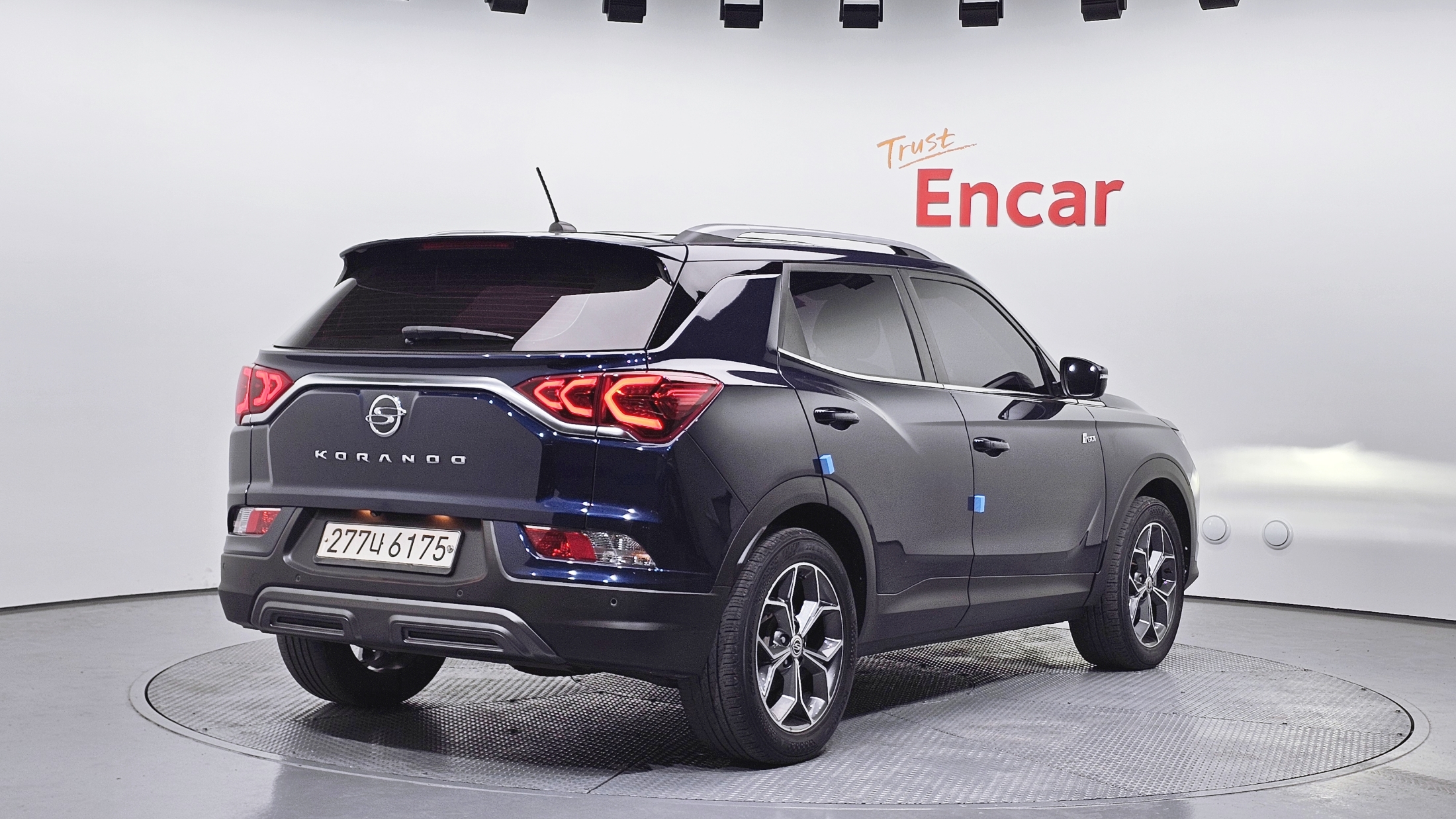 SSANGYONG KORANDO photo 2
