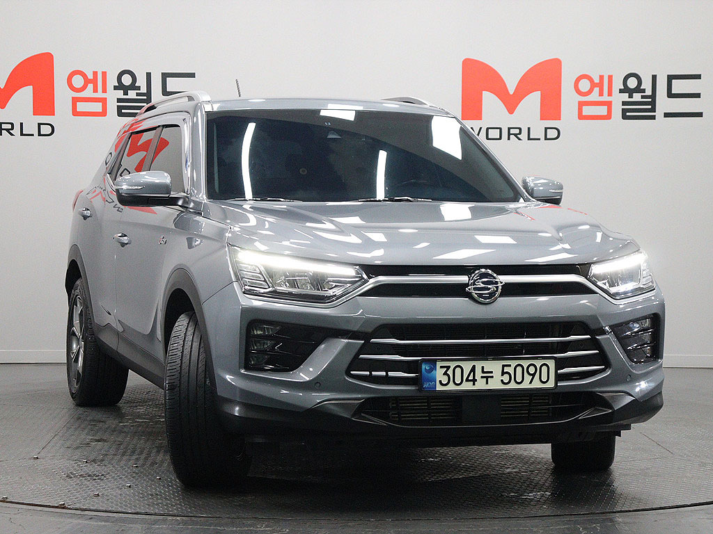 SSANGYONG KORANDO photo 3